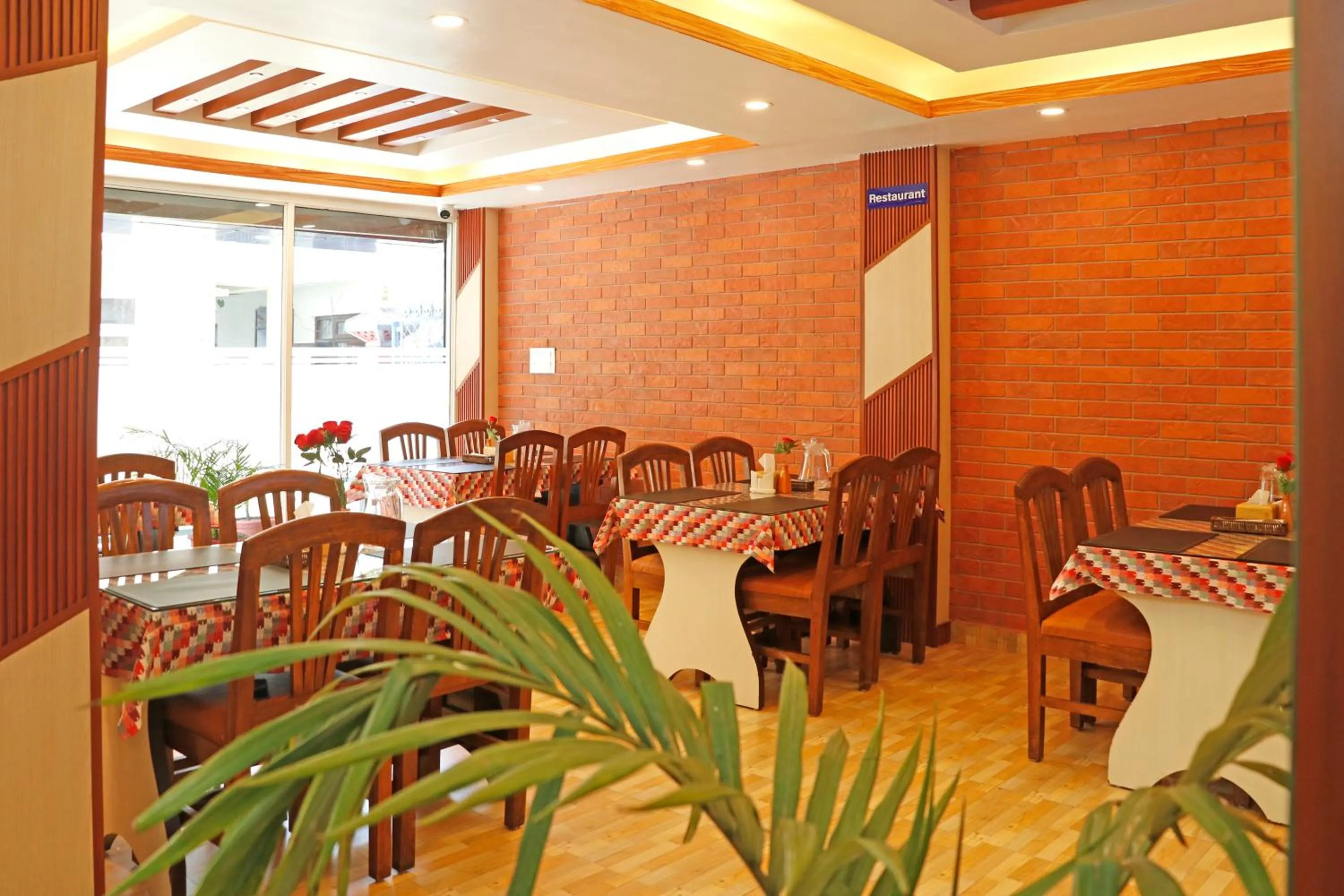 Restaurant/places to eat in Hotel Himalayan BTS