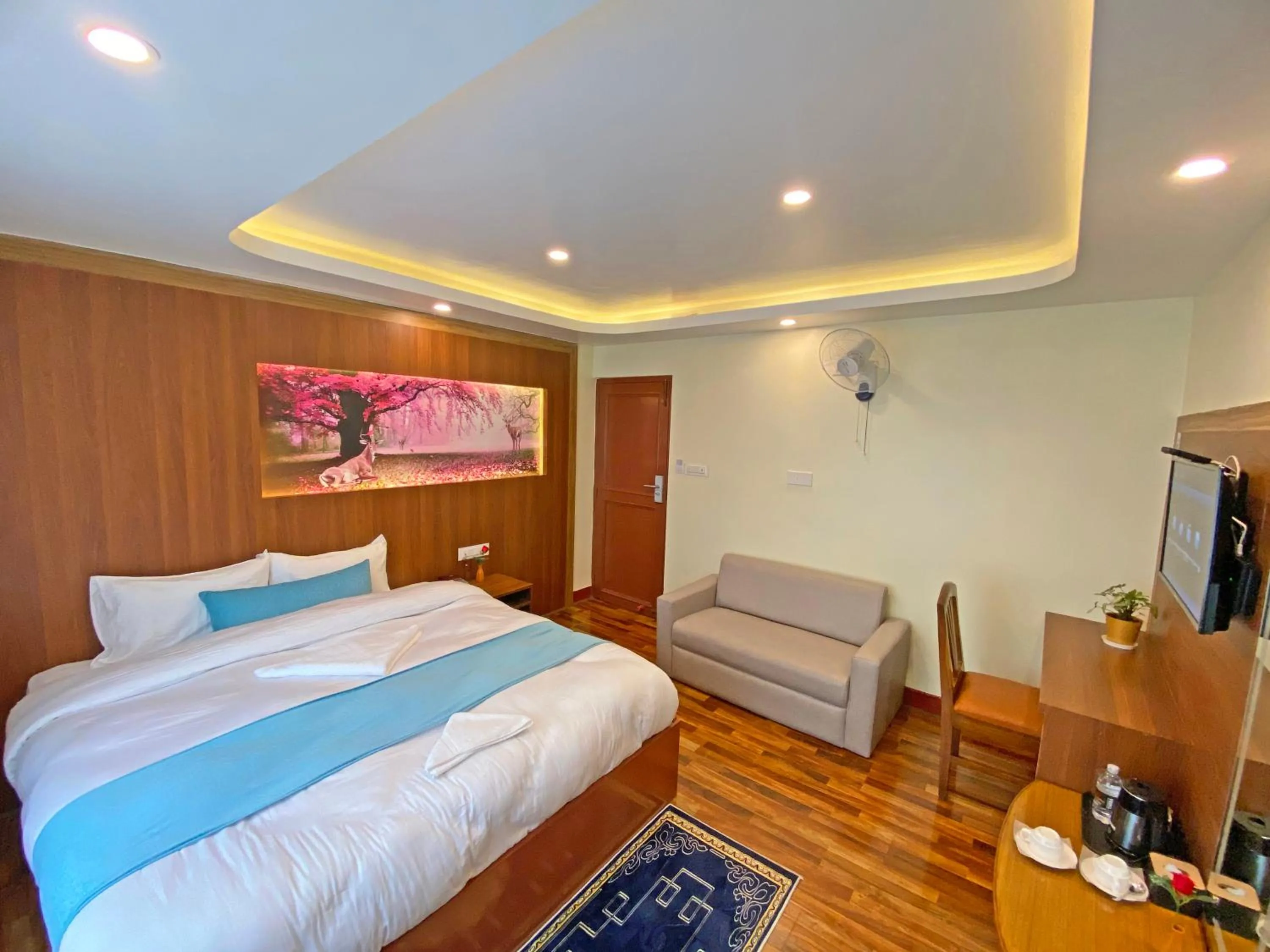 Bed in Hotel Himalayan BTS
