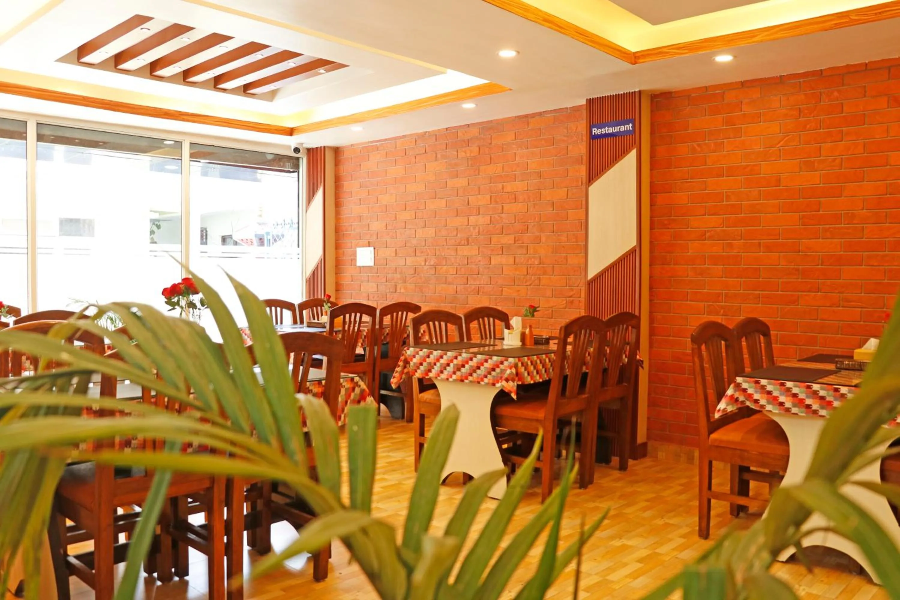 Restaurant/places to eat in Hotel Himalayan BTS