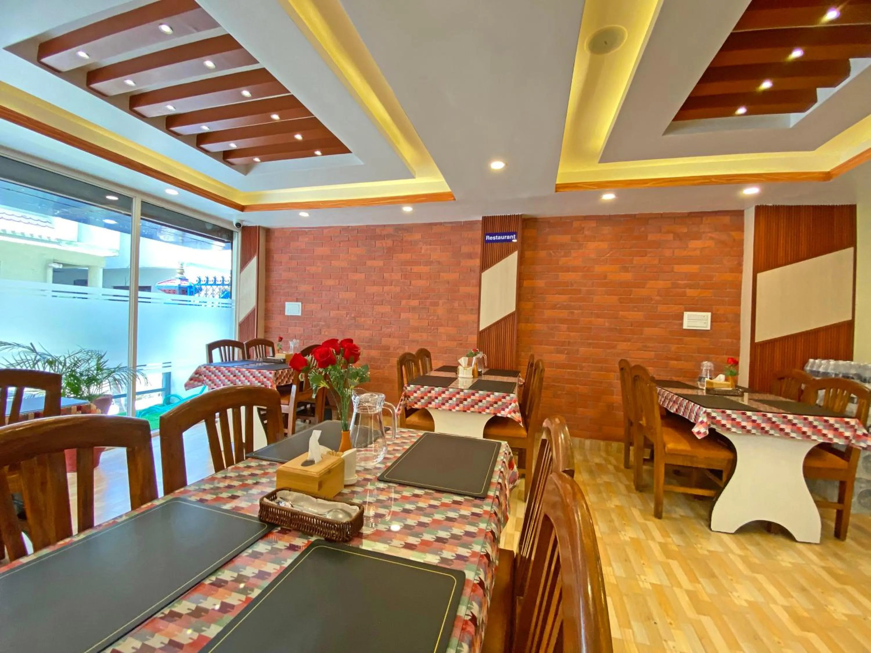Restaurant/places to eat in Hotel Himalayan BTS