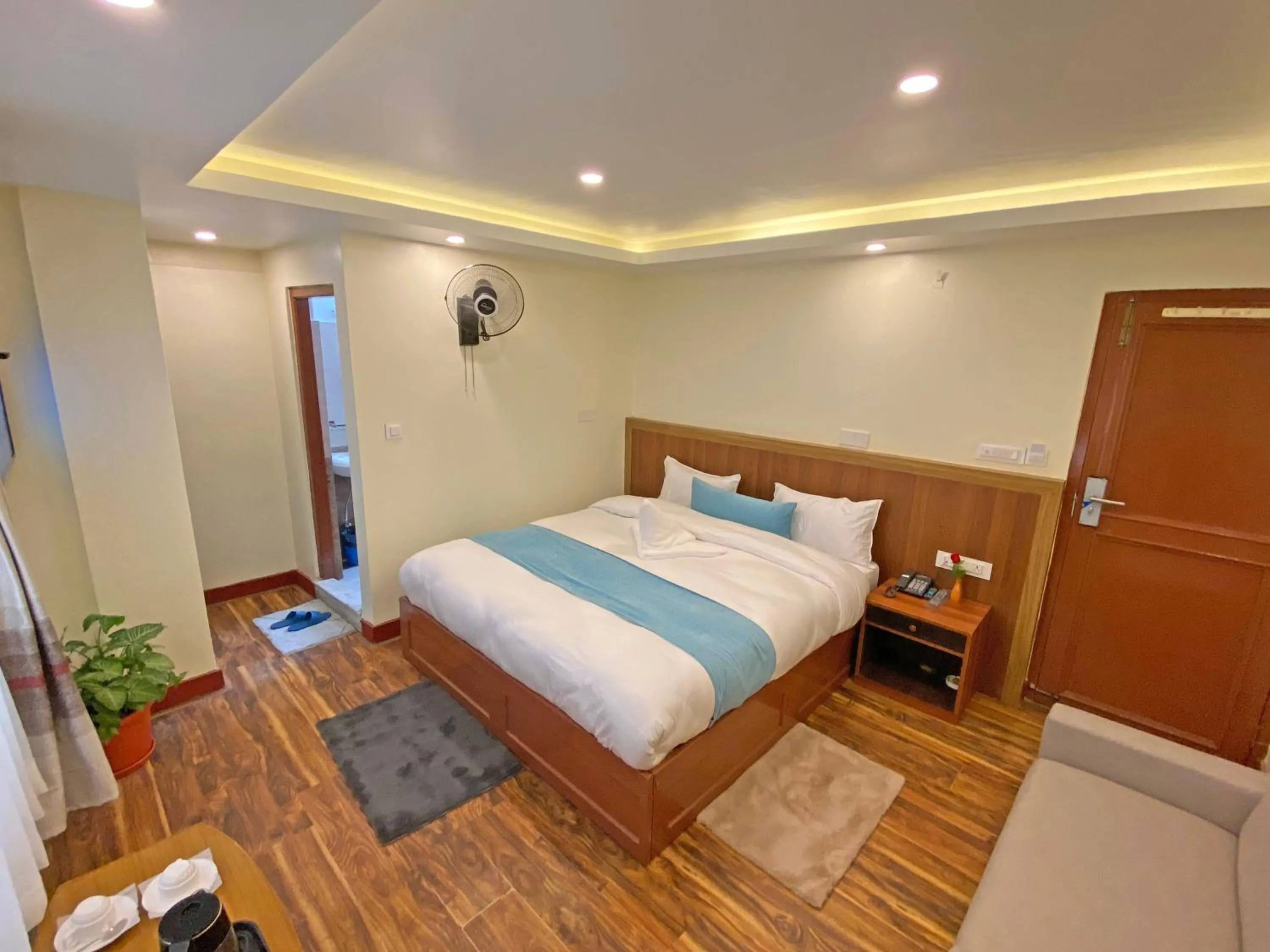 Bed in Hotel Himalayan BTS