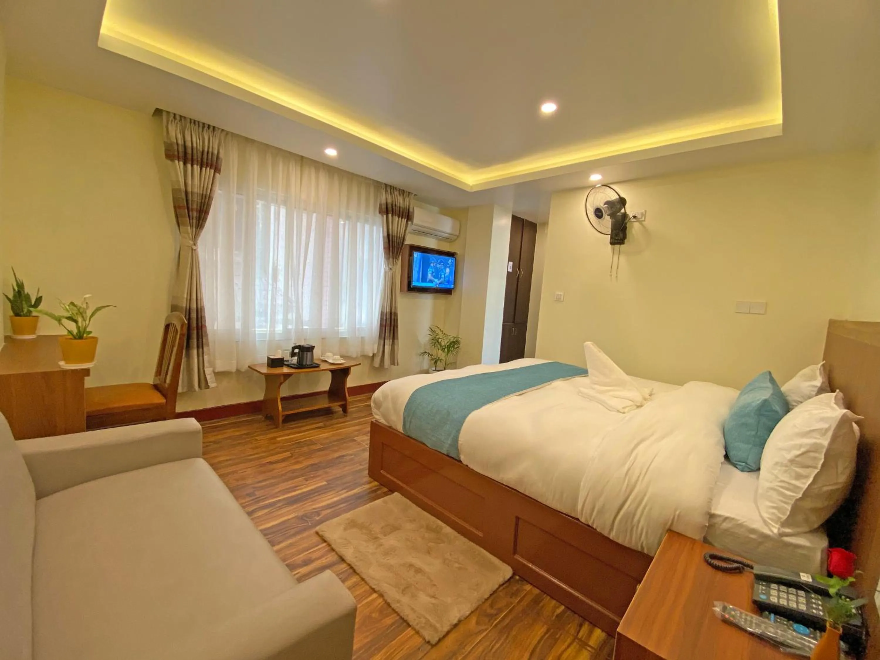 Bed in Hotel Himalayan BTS