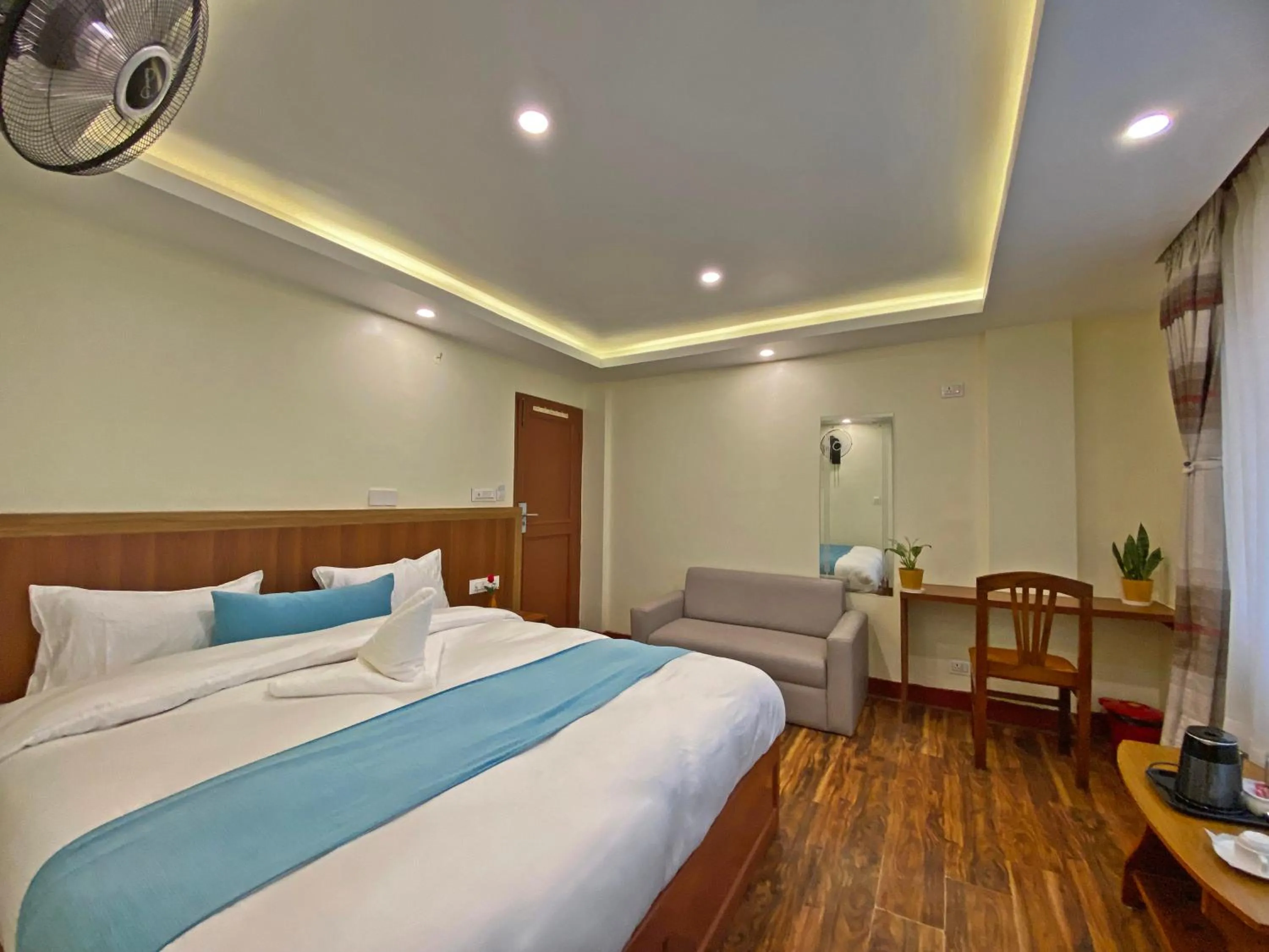 Bed in Hotel Himalayan BTS