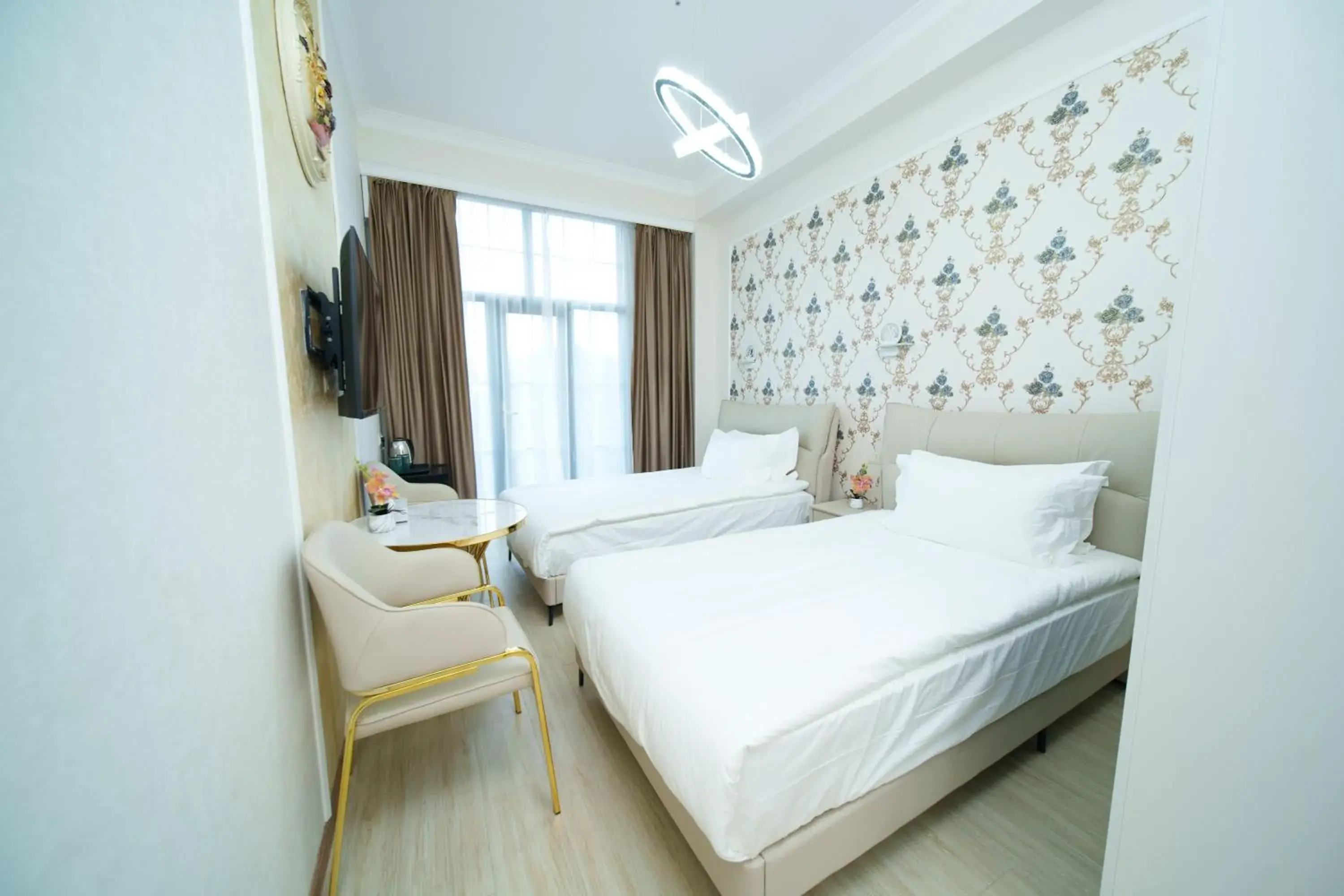 Standard Twin Room in Emmanuel Hotel Yerevan Standard Twin Room in Emmanuel Hotel Yerevan