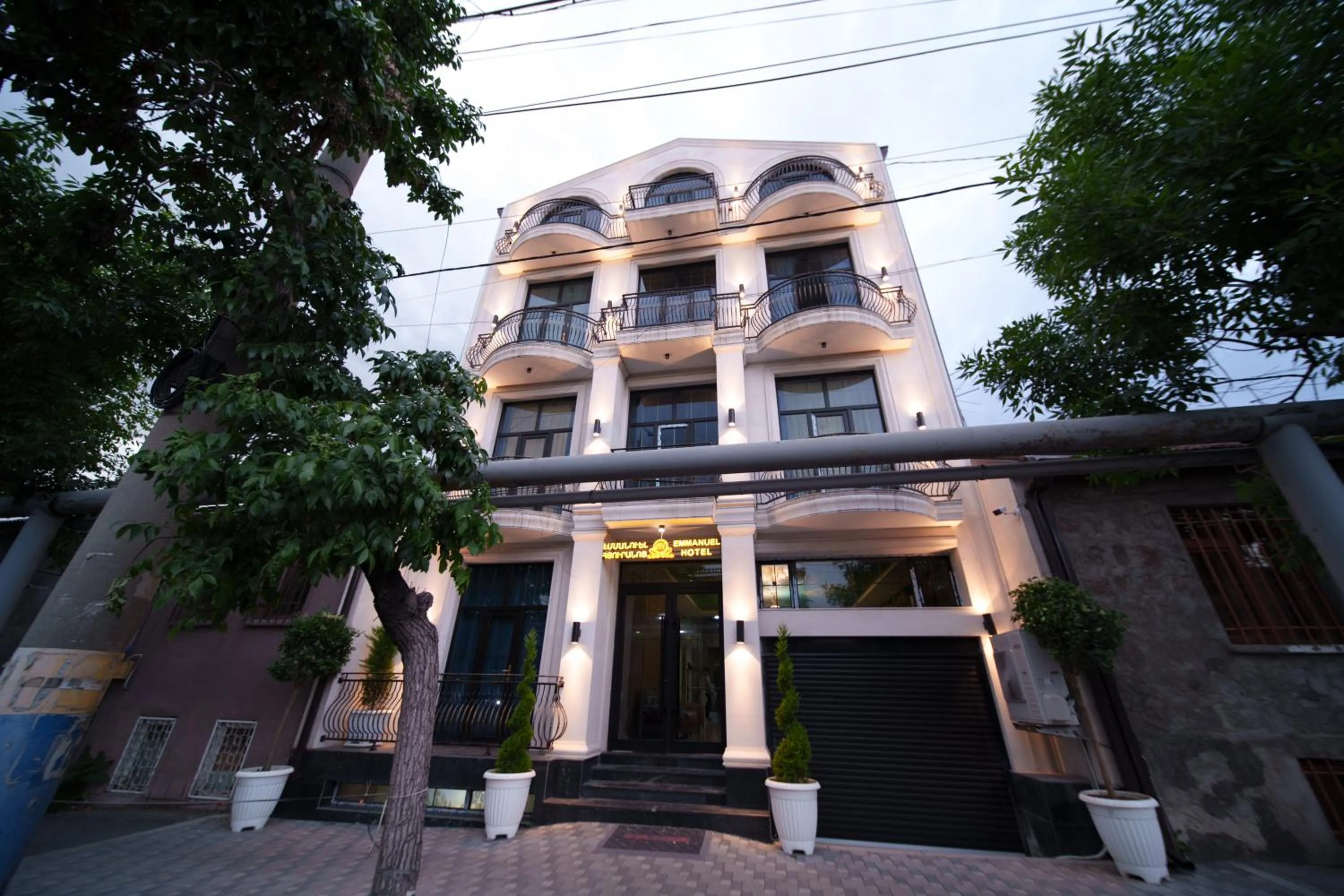 Property building in Emmanuel Hotel Yerevan