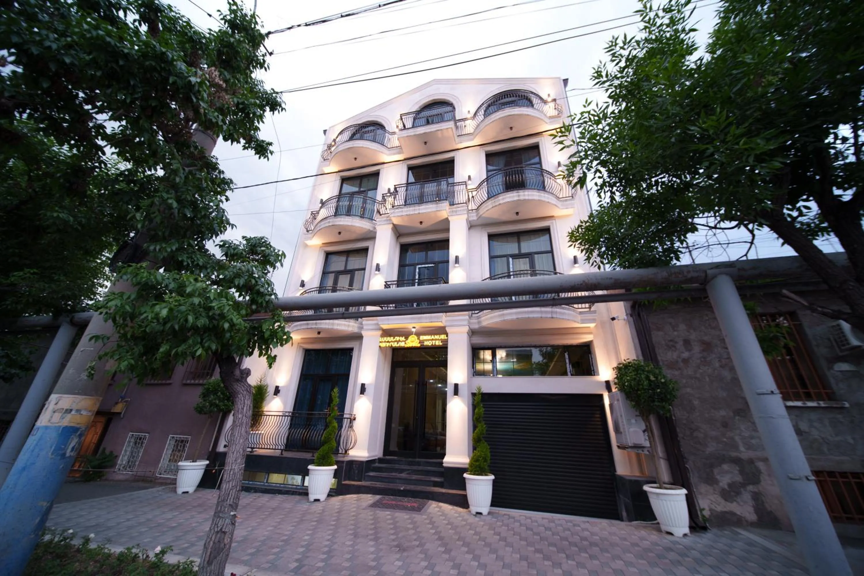 Property building in Emmanuel Hotel Yerevan