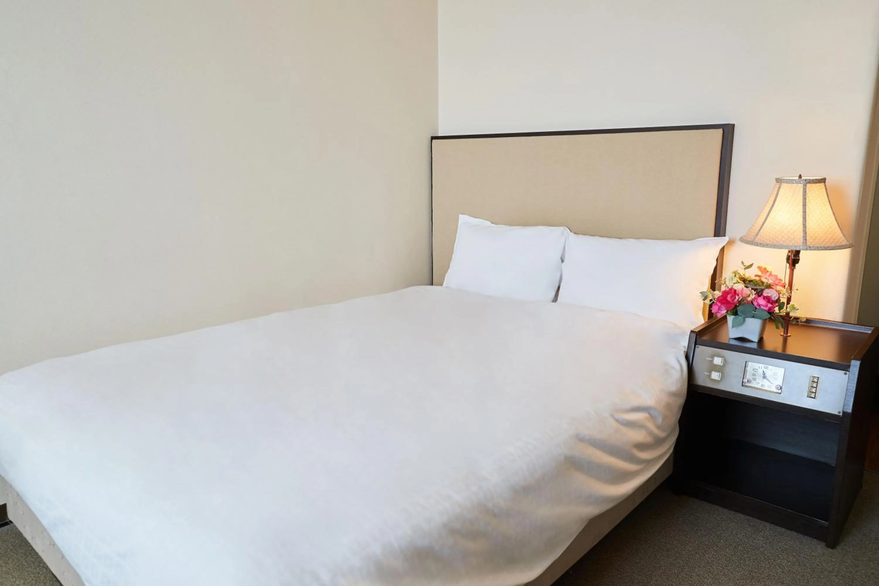 Bed in Hotel Crystal Palace