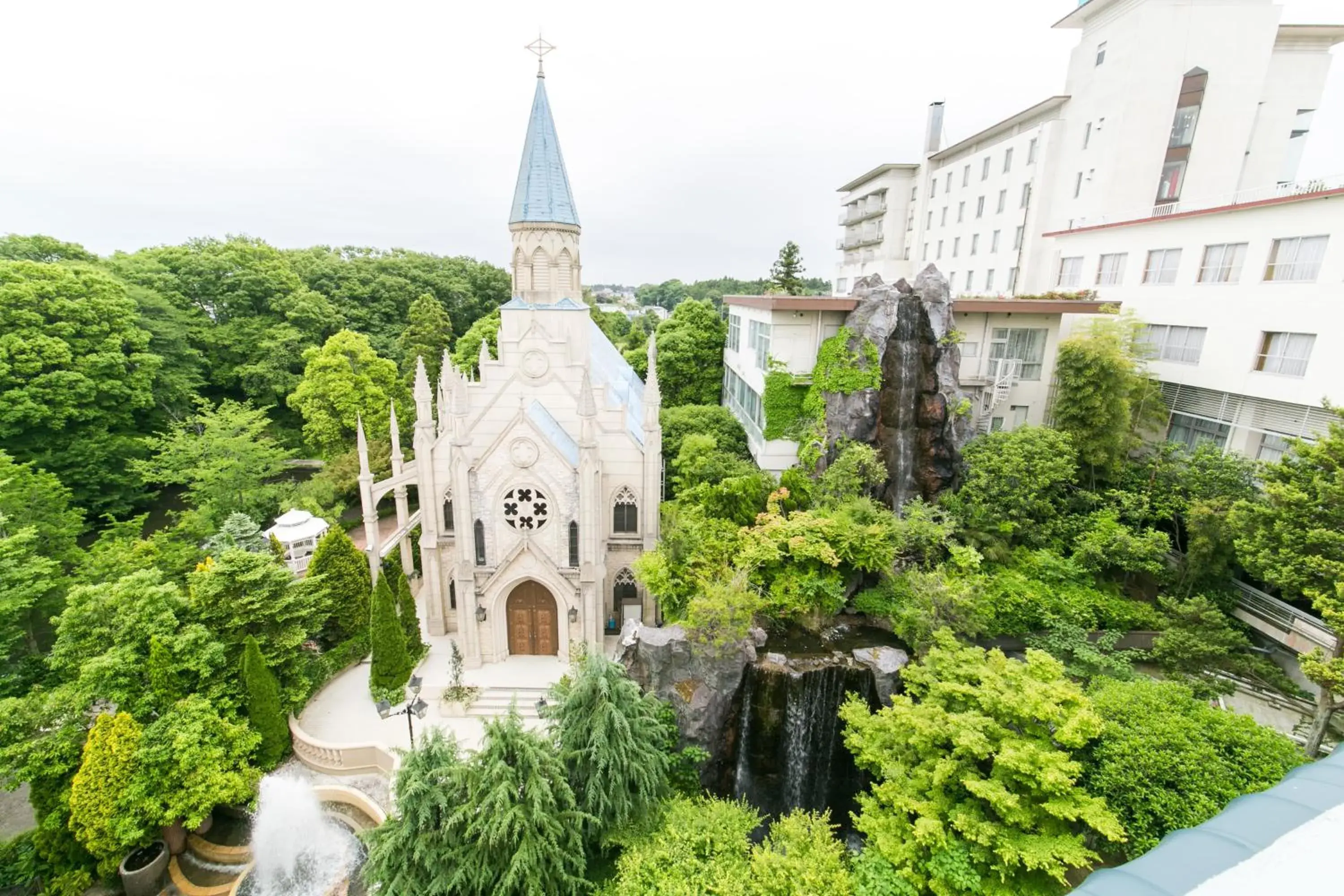 Property building in Hotel Crystal Palace Property building in Hotel Crystal Palace