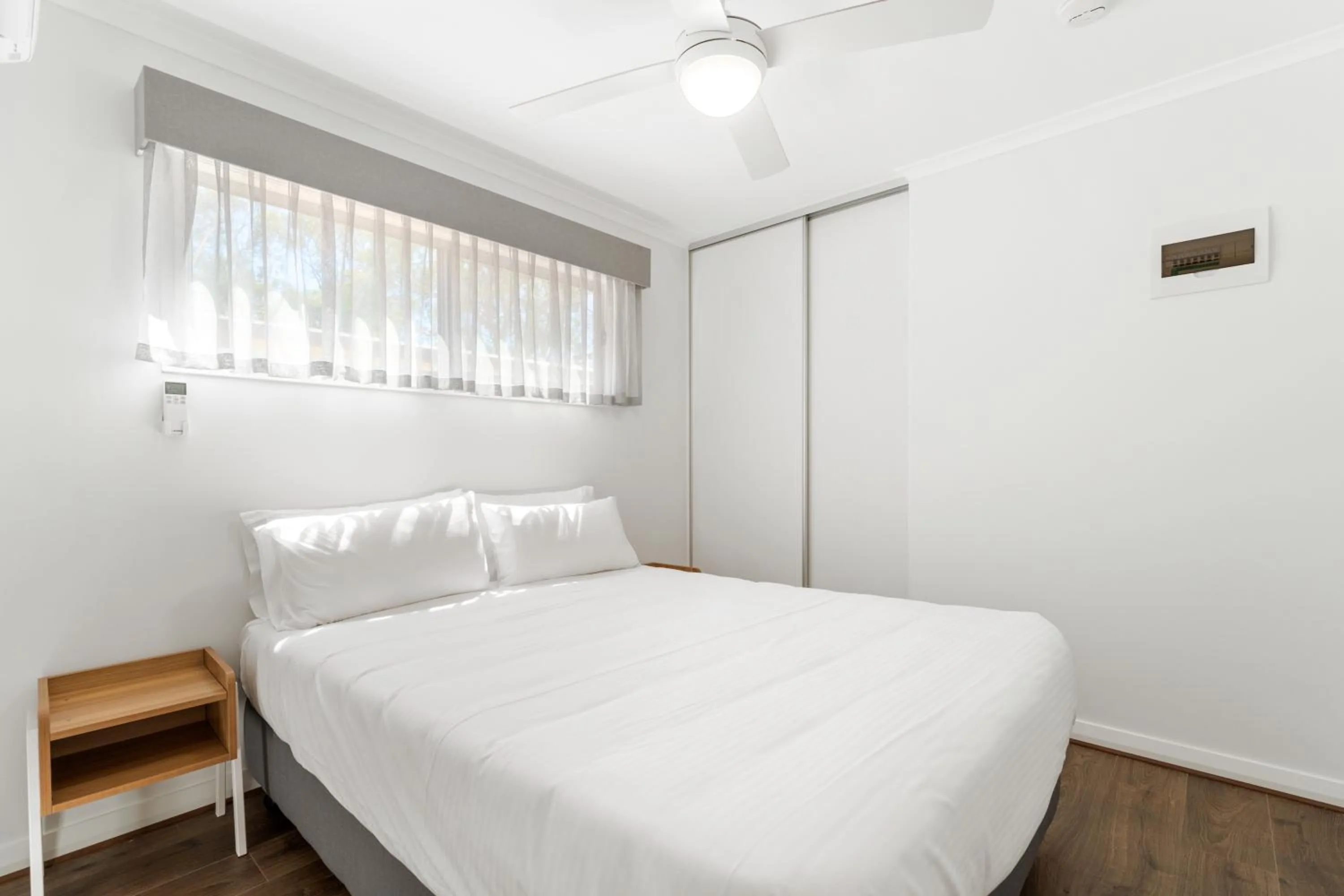 Bedroom, Bed in Echo Holiday Parks - Renmark