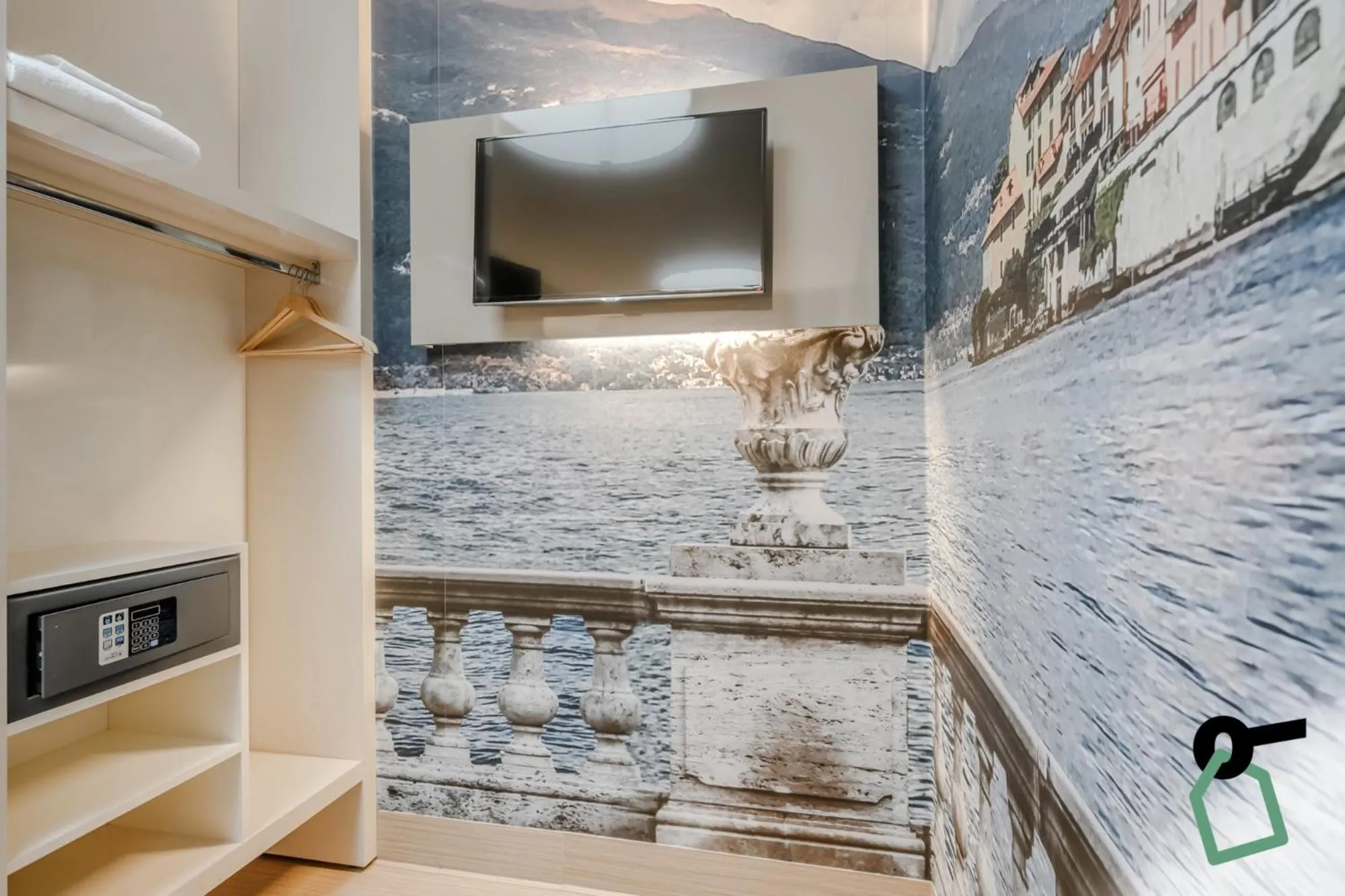 Bedroom in Hotiday Como Paoli