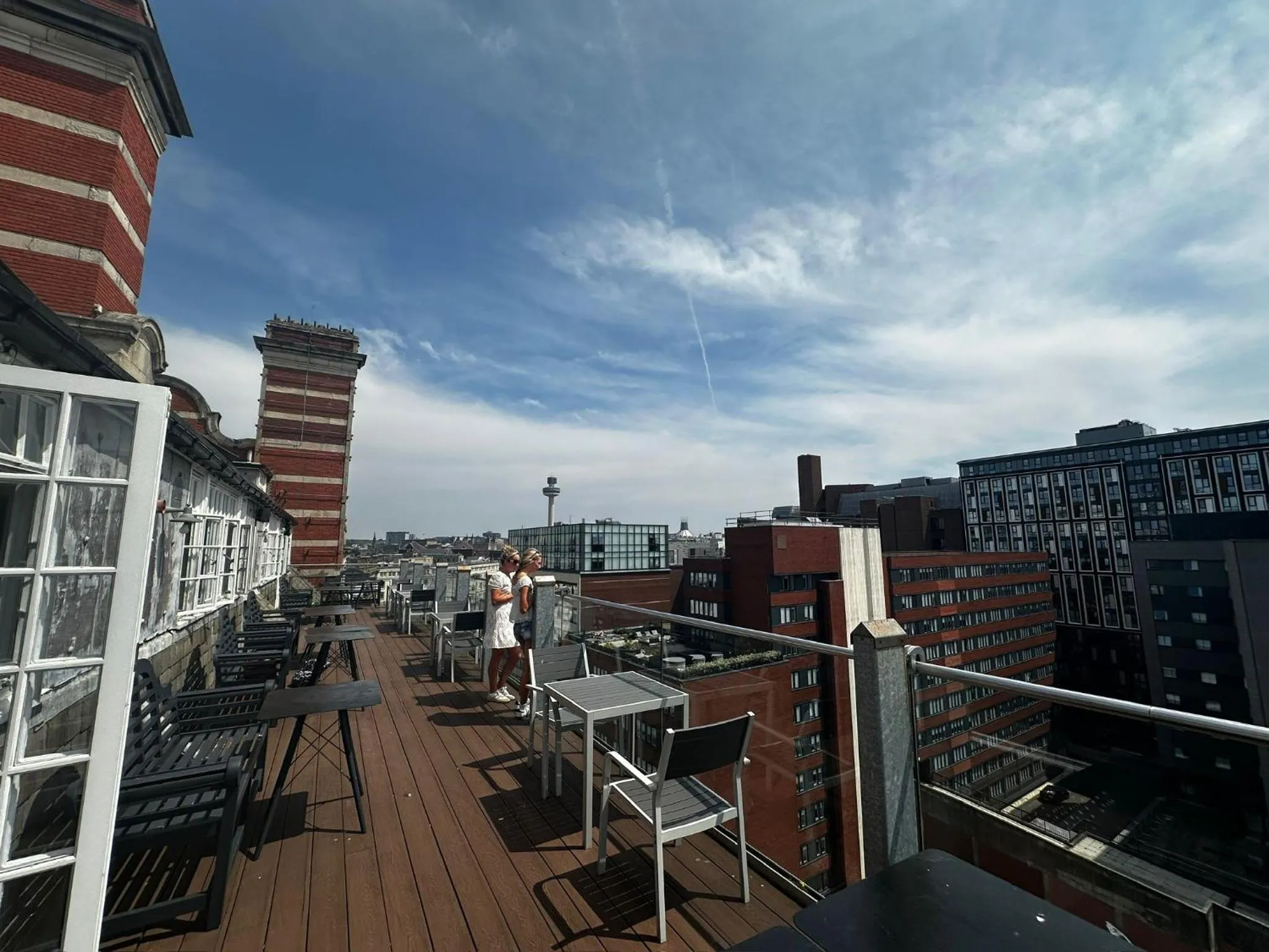 Restaurant/places to eat in White Star Line Hotel