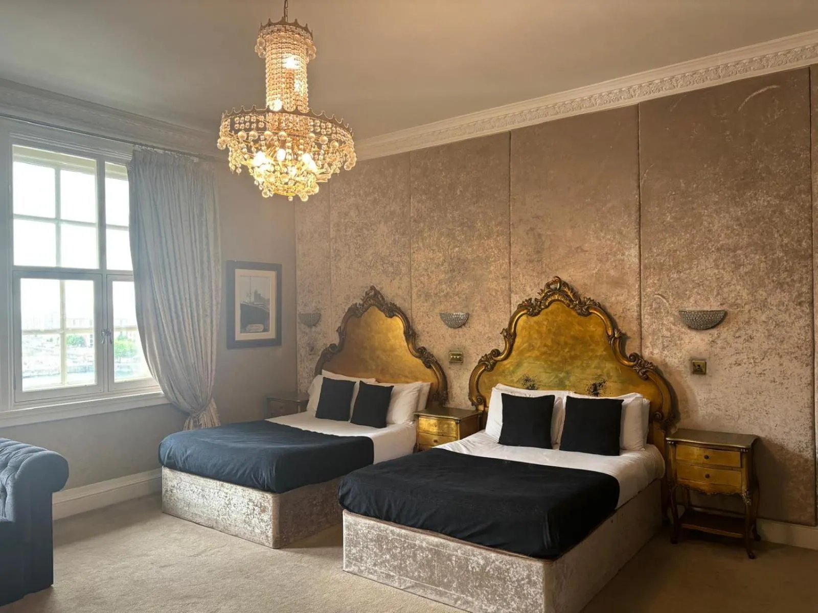 Bedroom, Bed in White Star Line Hotel