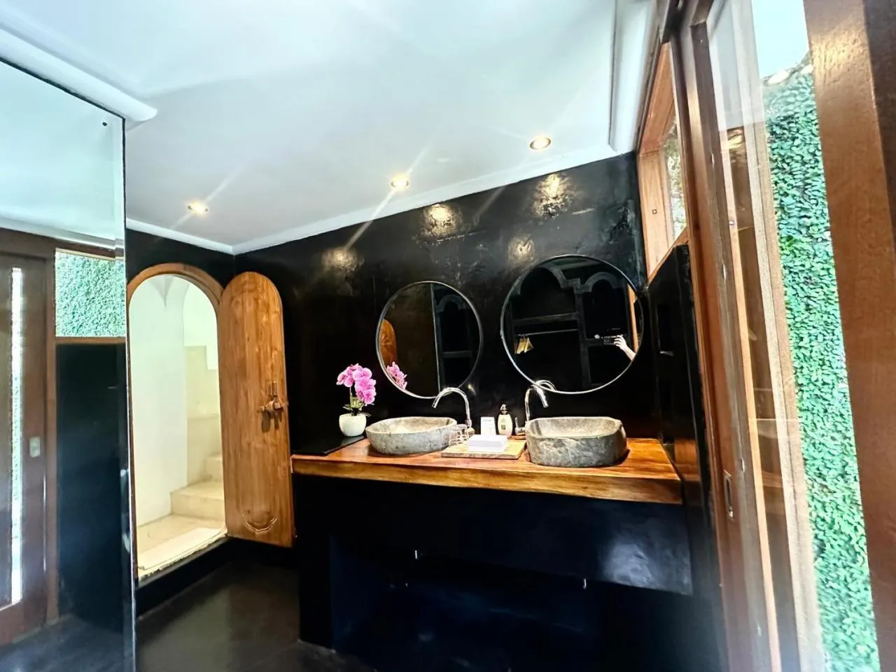 Bathroom in The Apartments Umalas