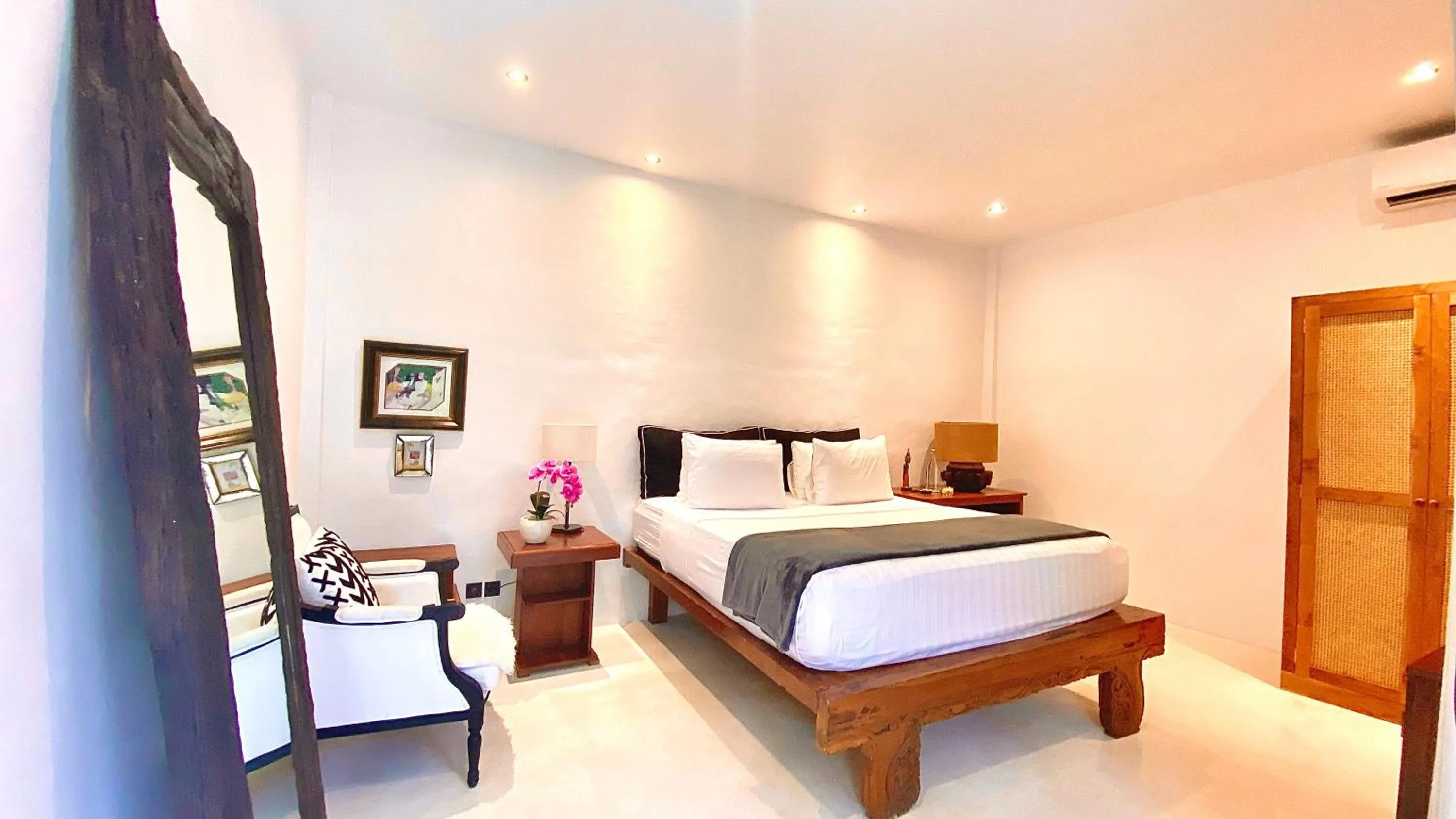 Bedroom, Bed in The Apartments Umalas