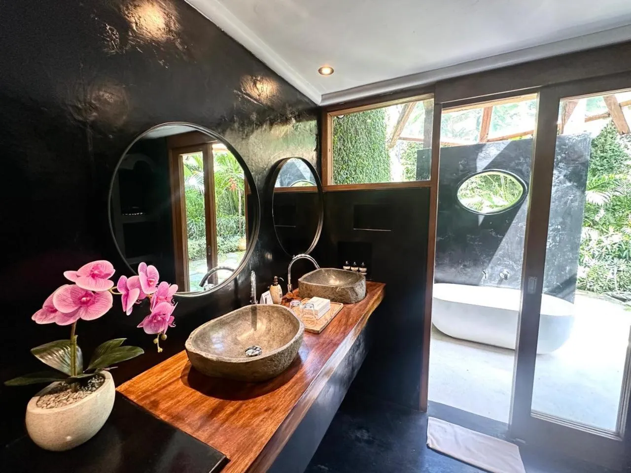 Bathroom in The Apartments Umalas