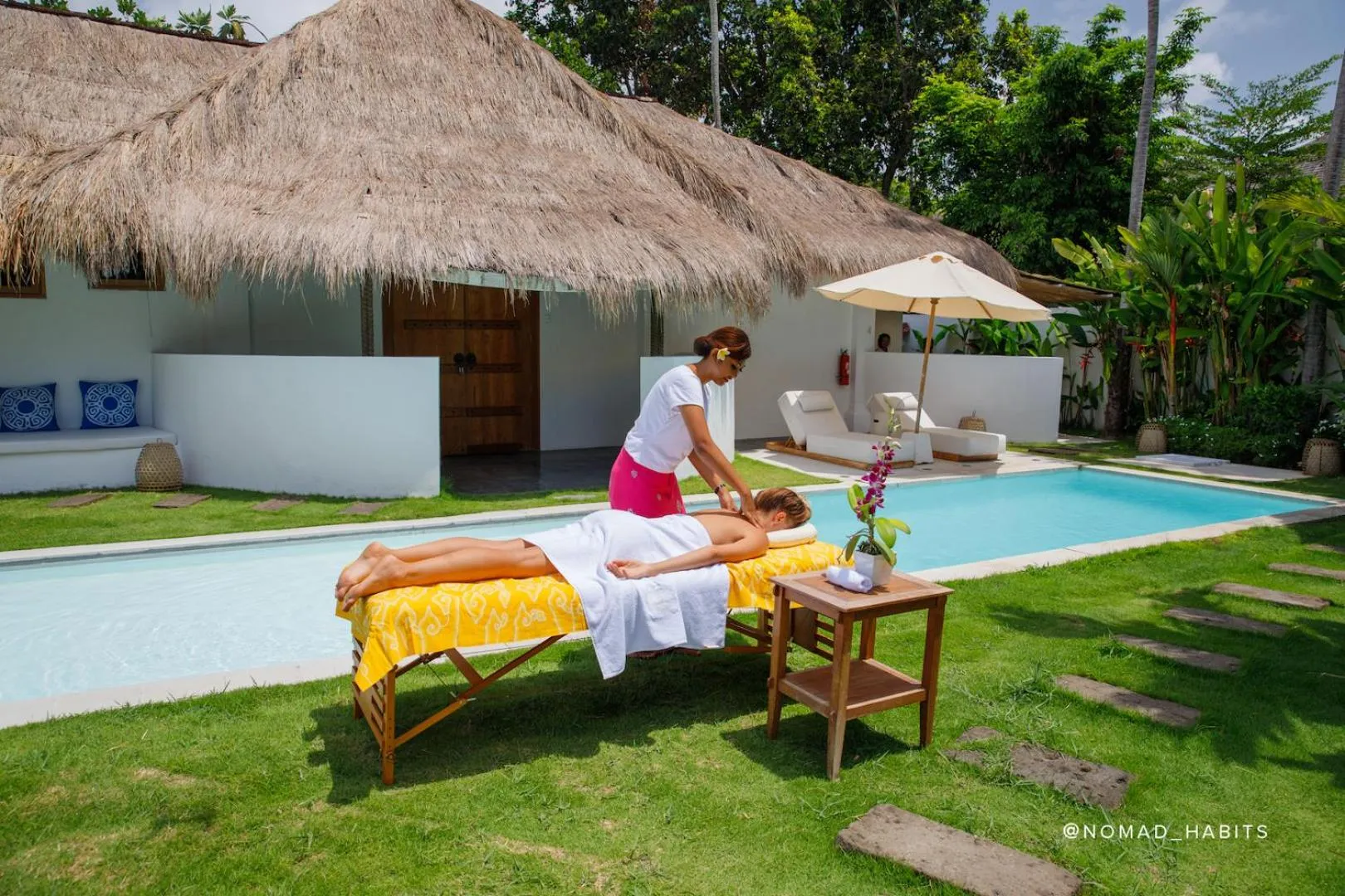 Massage in The Apartments Umalas