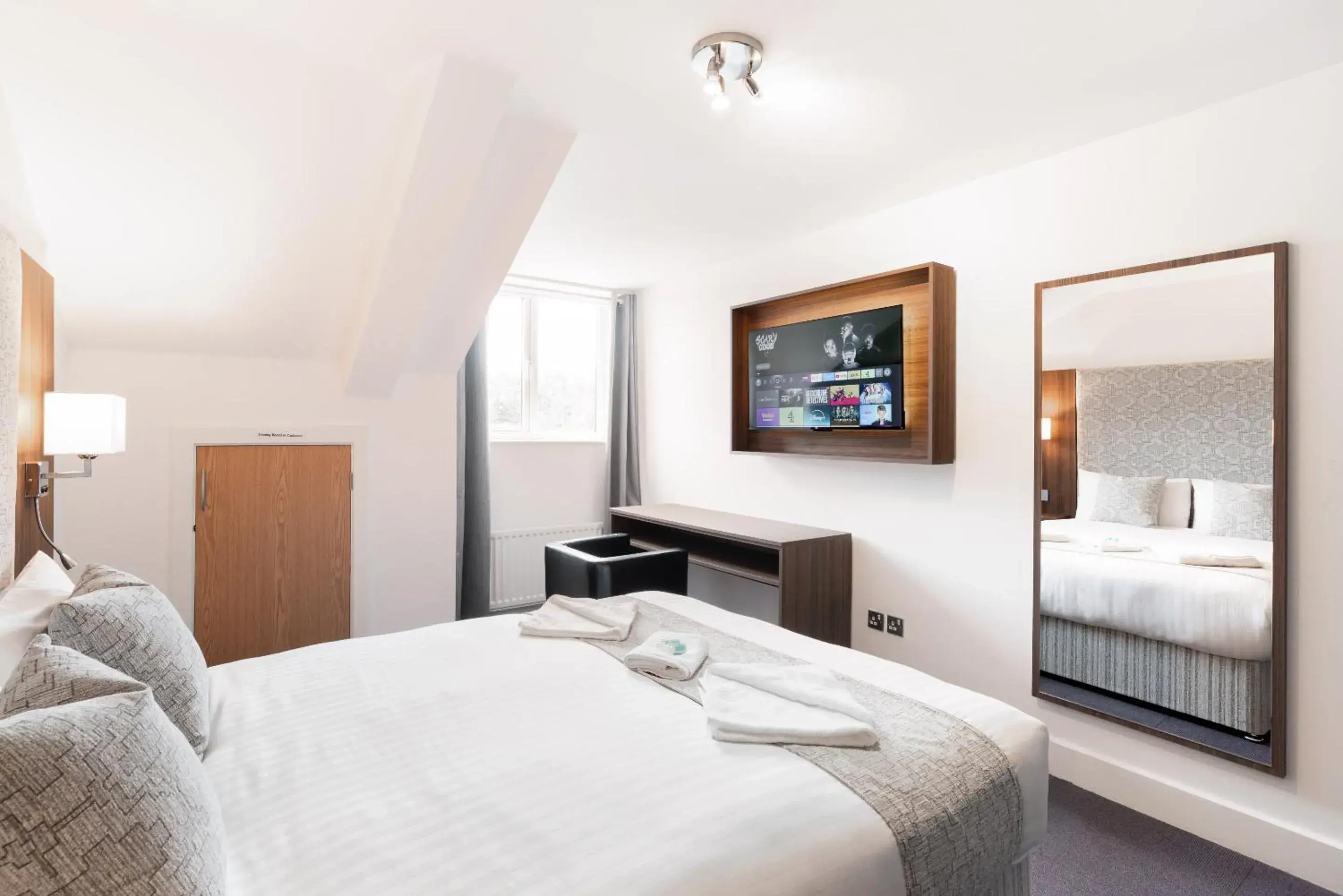 Bedroom, Bed in Rivers hotel Bedroom, Bed in Rivers hotel