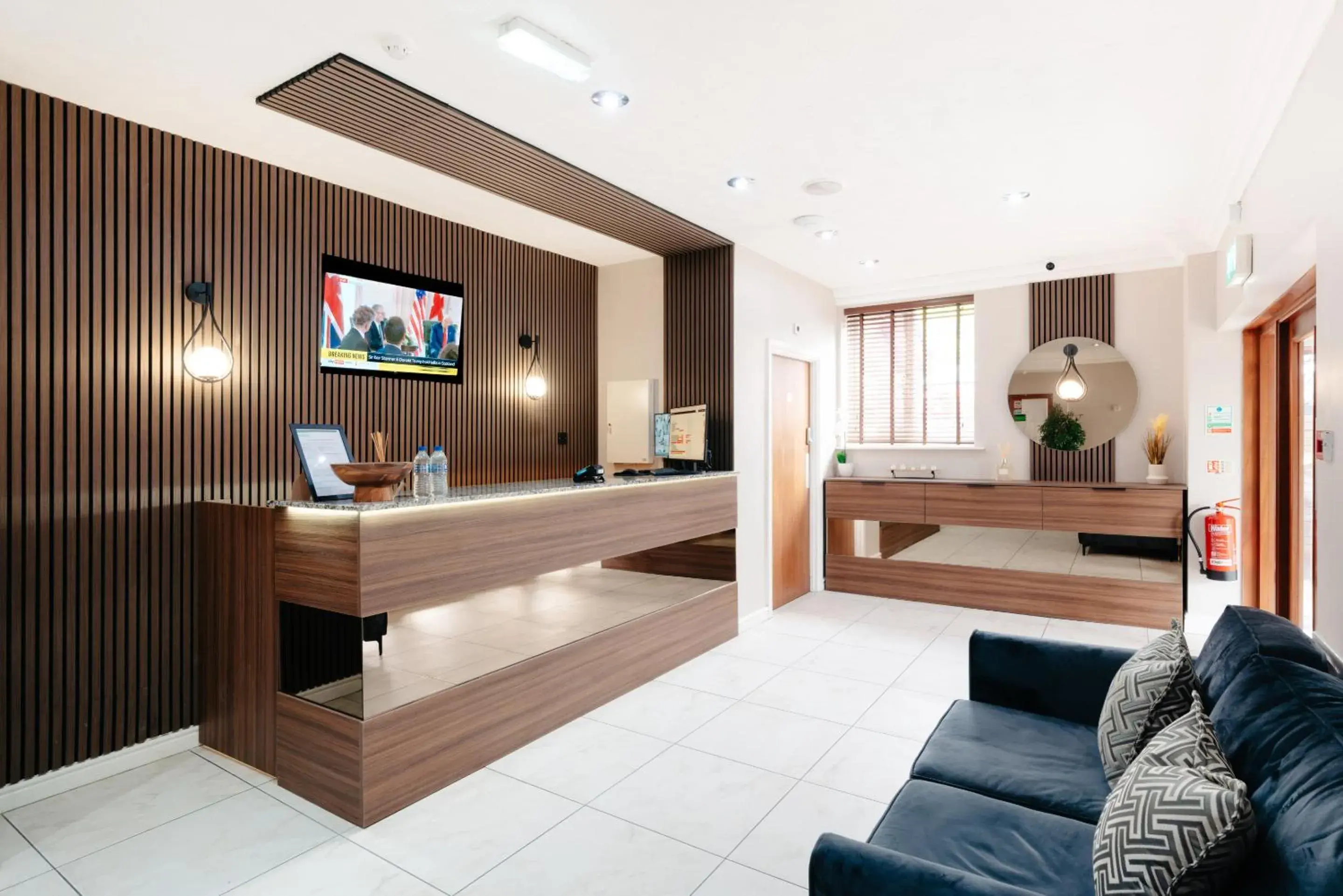 Lobby or reception, Bed in Rivers hotel Lobby or reception, Bed in Rivers hotel