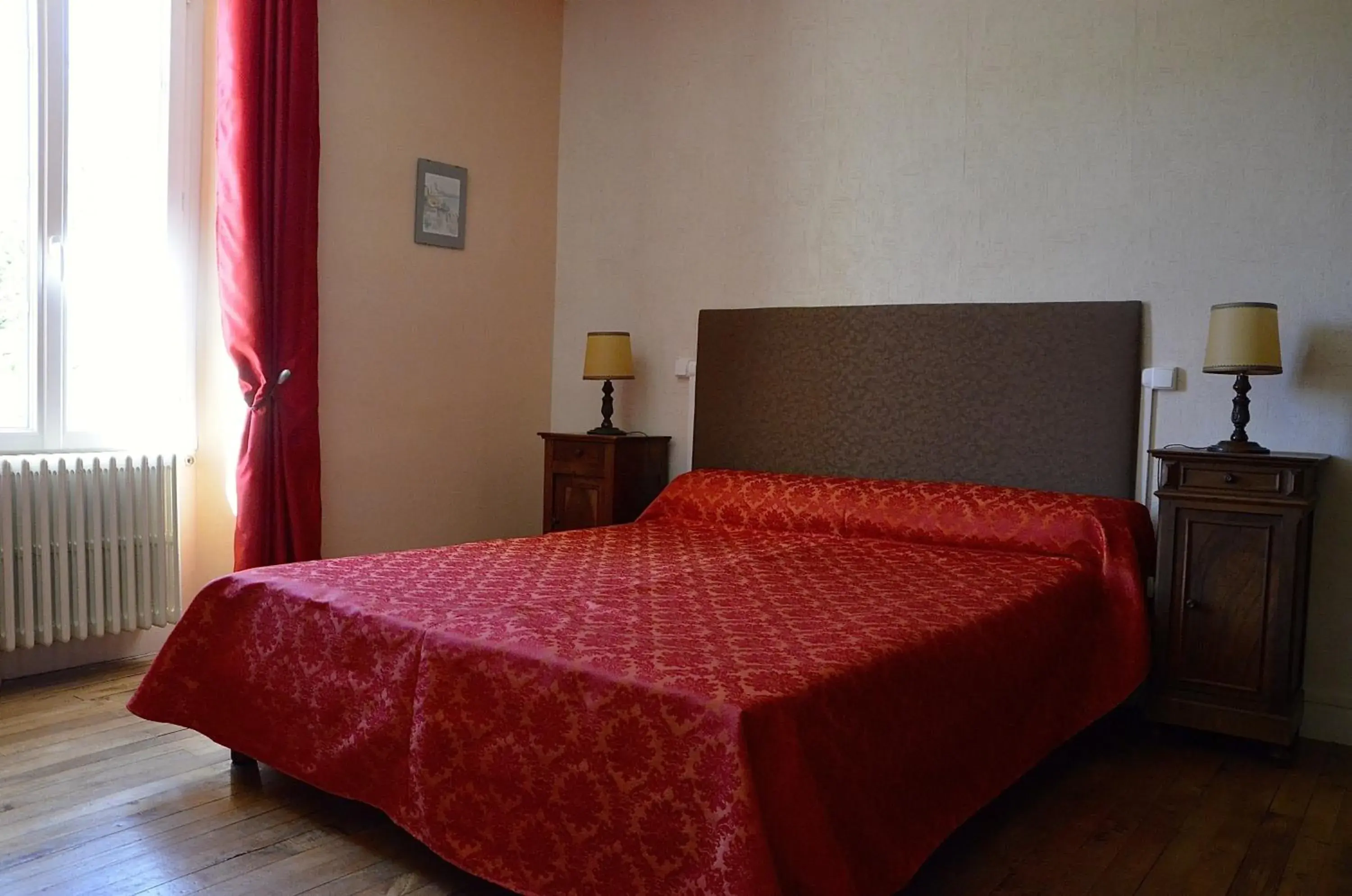 Double Room in Le Vieux Noyer Double Room in Le Vieux Noyer