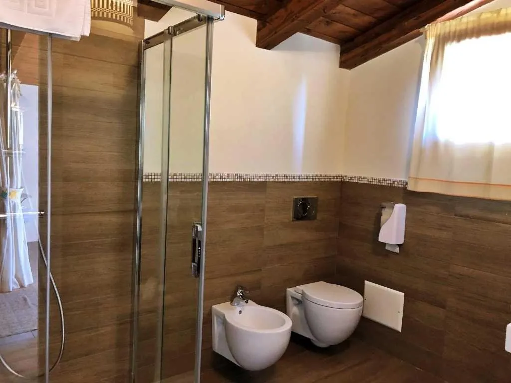 Bathroom in Inghirios Wellness Country Resort