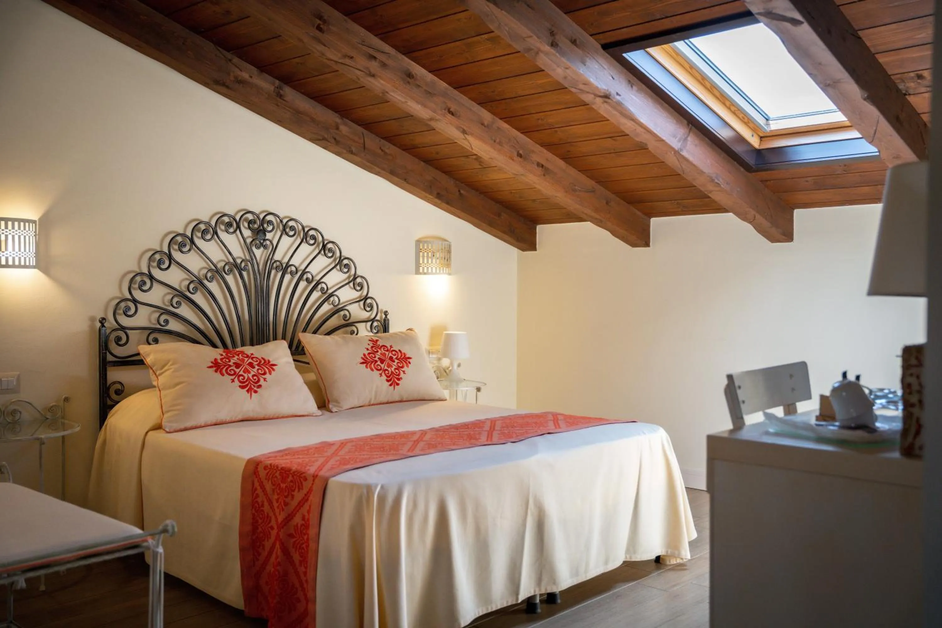 Bedroom, Bed in Inghirios Wellness Country Resort