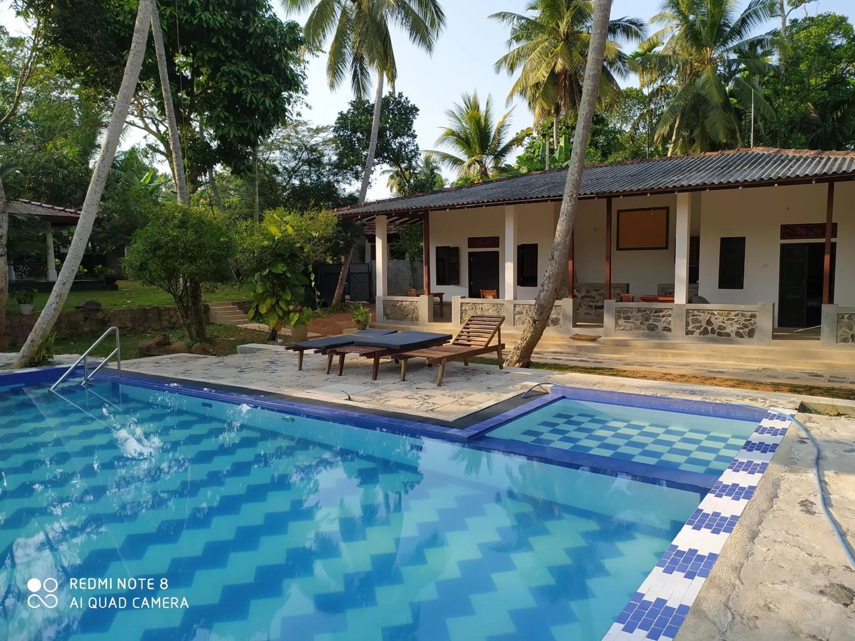 Large Double Room in Priyanka Villa