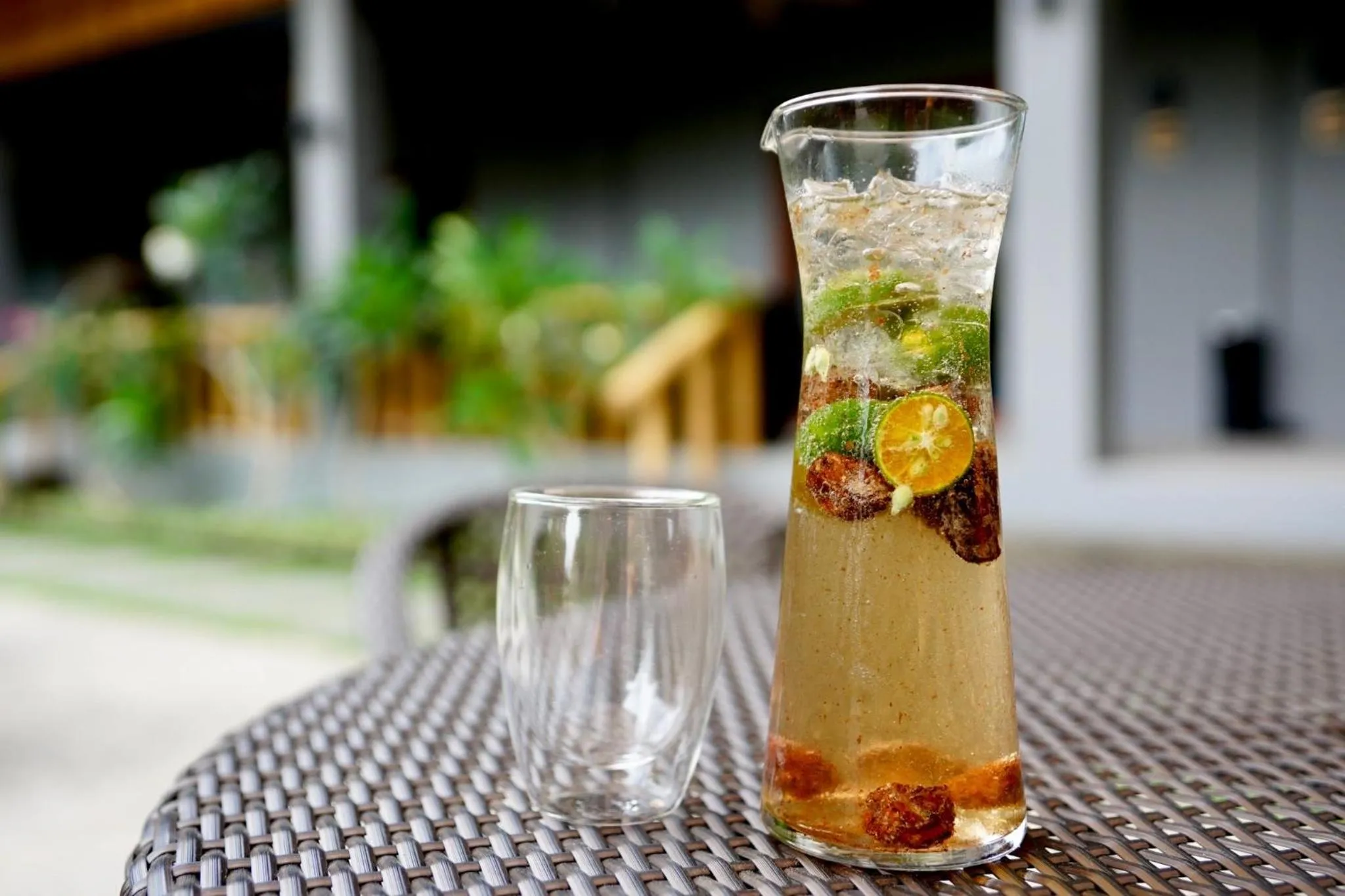 Drinks in Mayfair Garden Resort