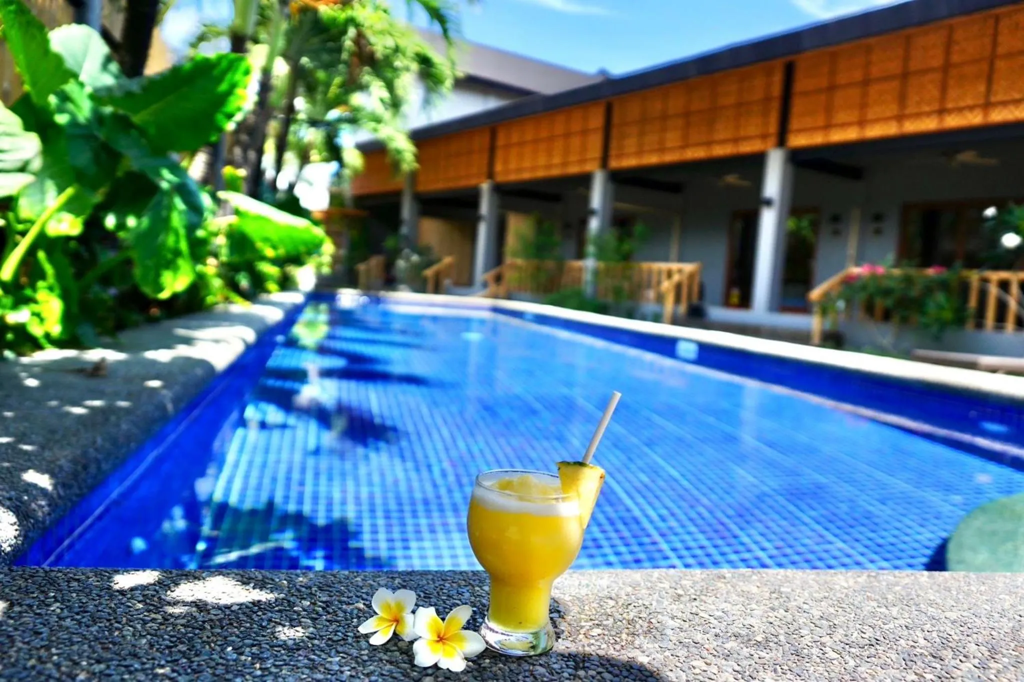Swimming pool in Mayfair Garden Resort