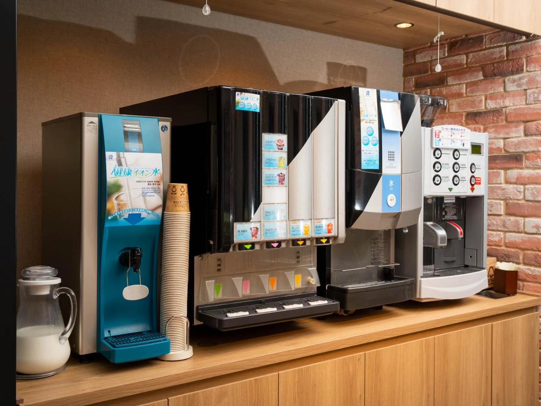 Coffee/tea facilities in Super Hotel Shinbashi-Karasumoriguchi