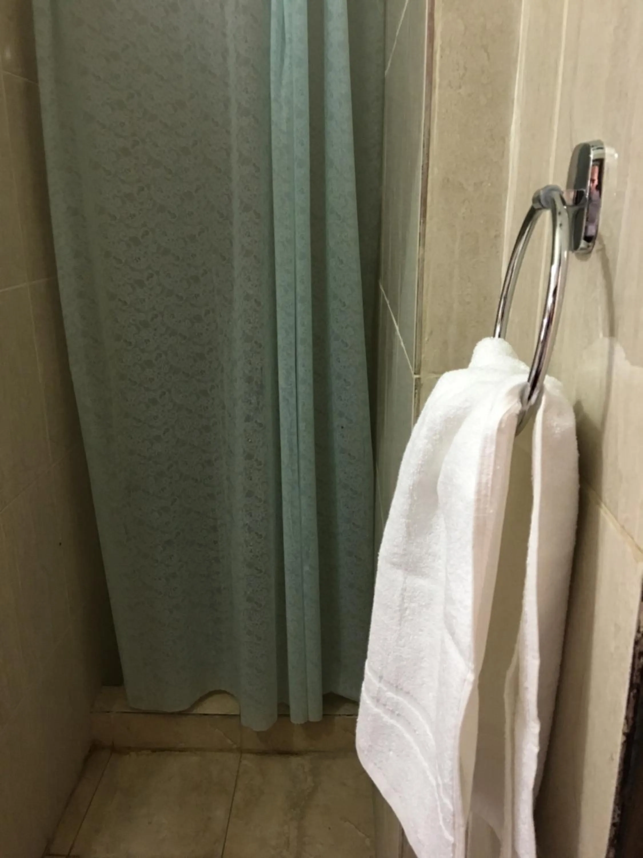 Shower in Aljazeera Hotel Apartments