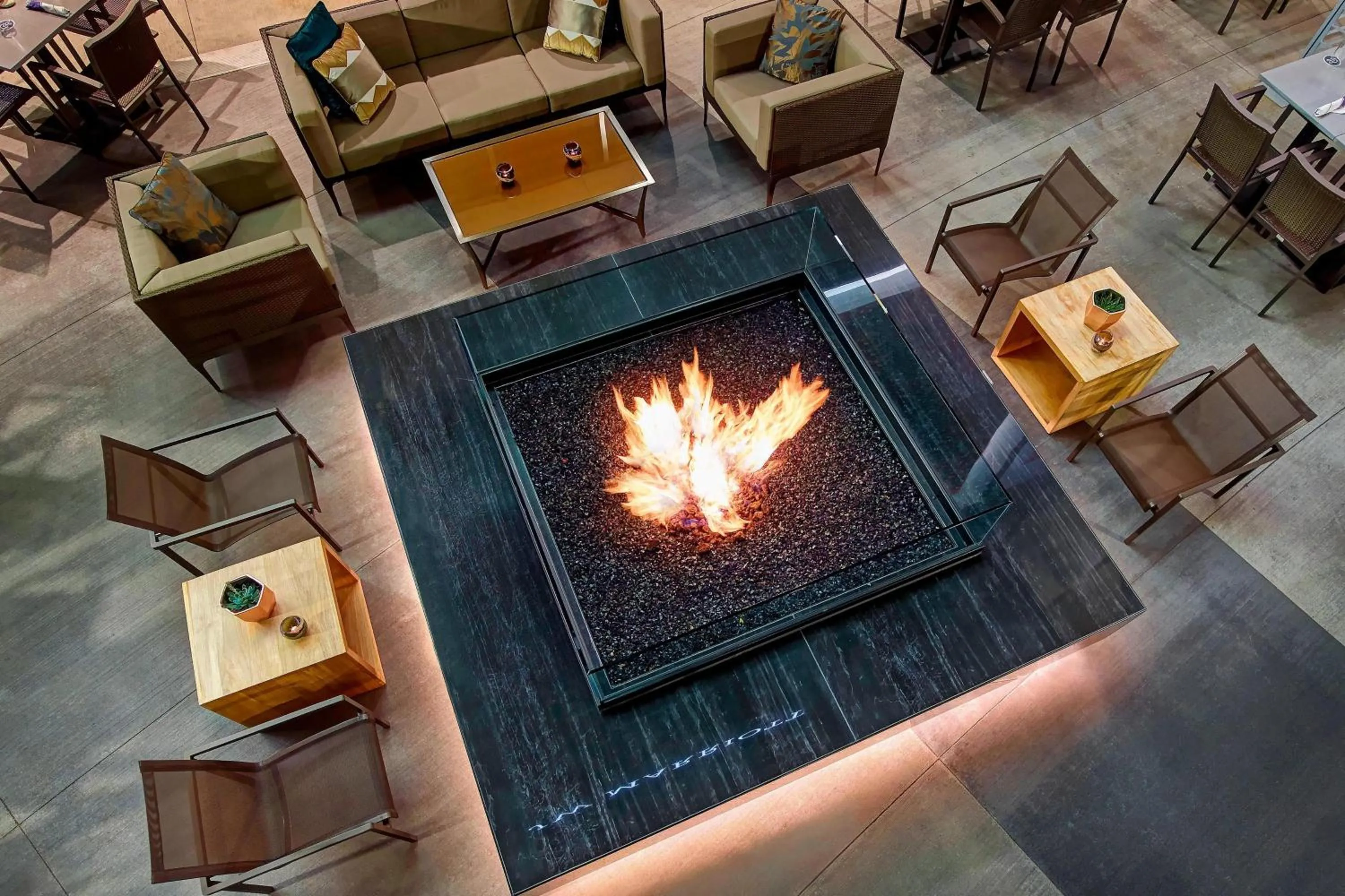 Restaurant/places to eat in JW Marriott Minneapolis Mall of America