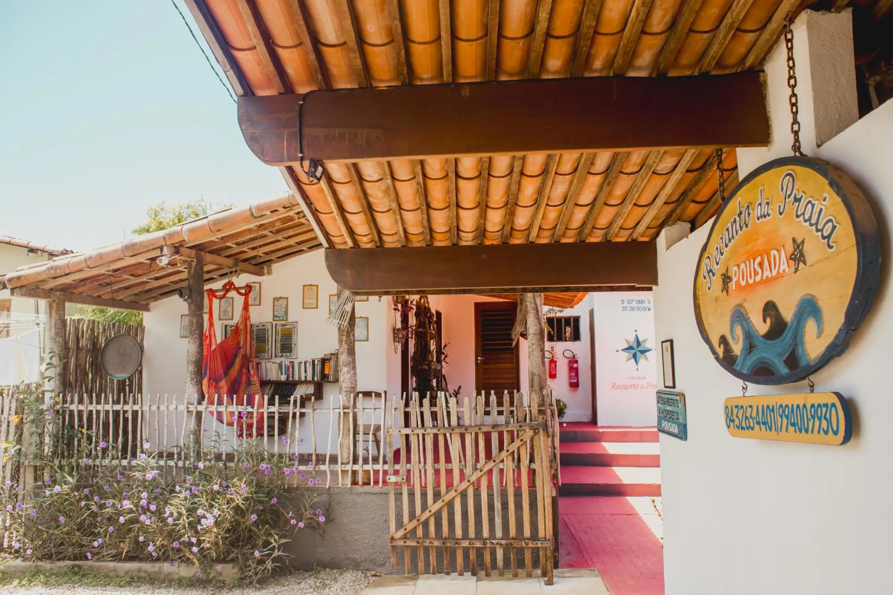 Property building in Recanto da Praia Pousada