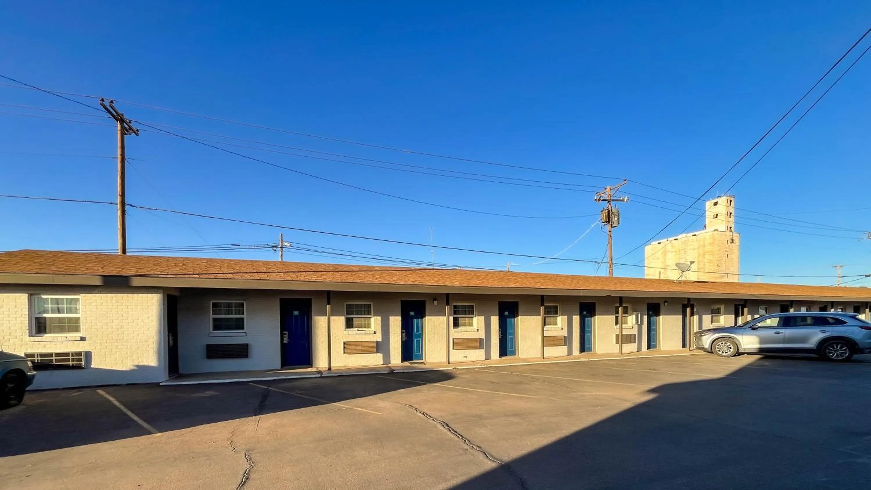 Property building in Motel 6 - Lamesa, TX