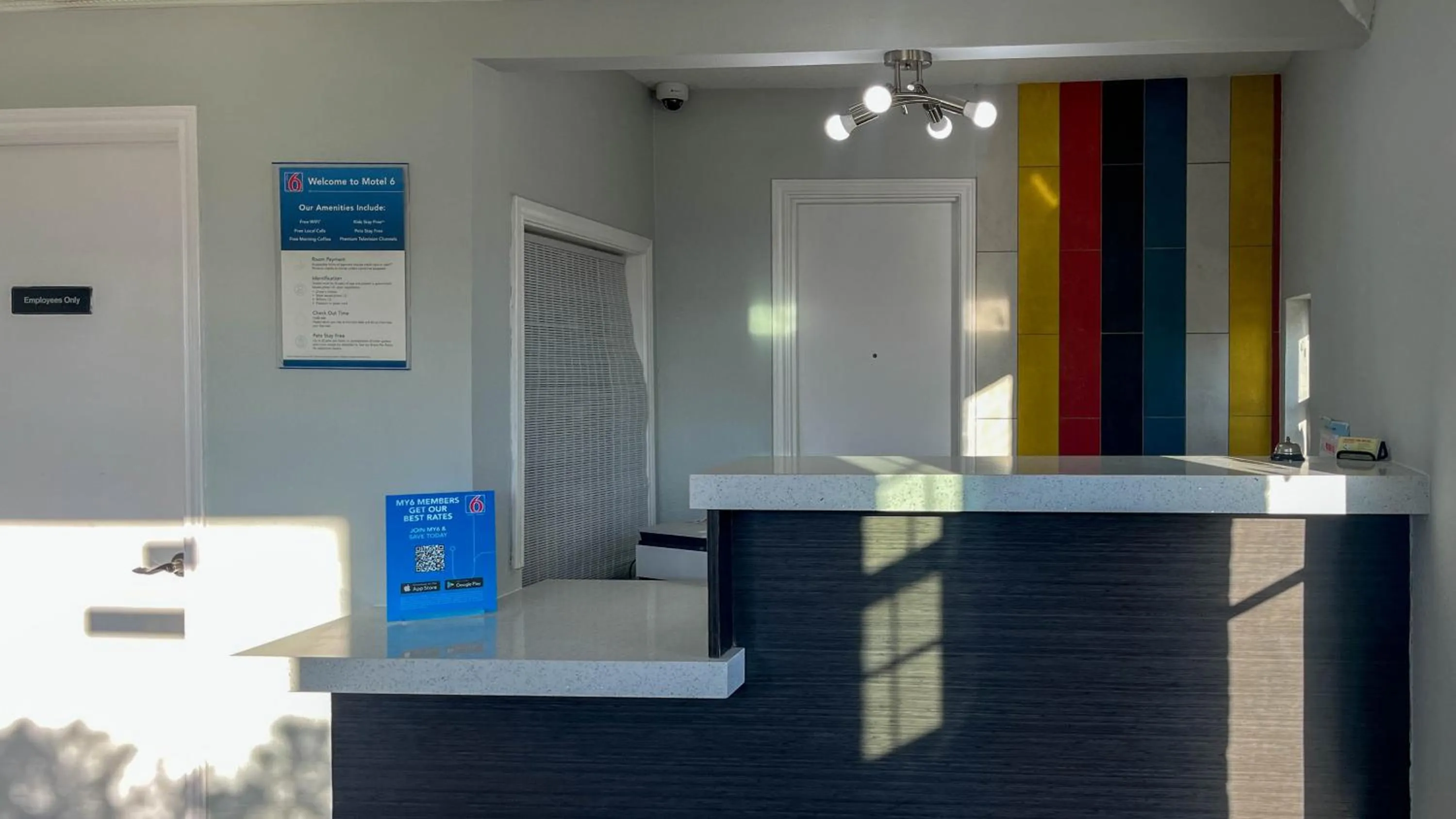 Lobby or reception in Motel 6 - Lamesa, TX