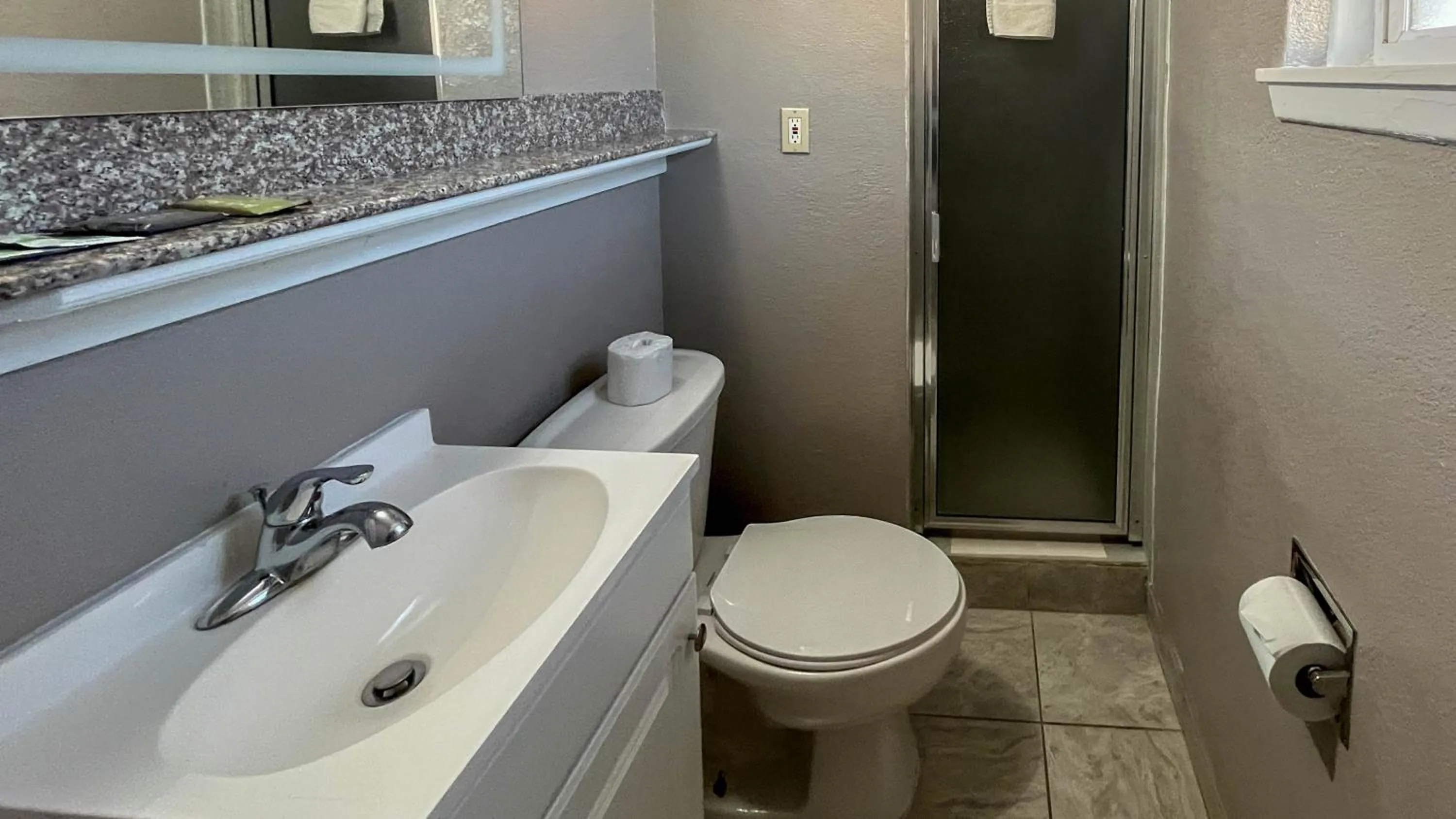 Bathroom in Motel 6 - Lamesa, TX