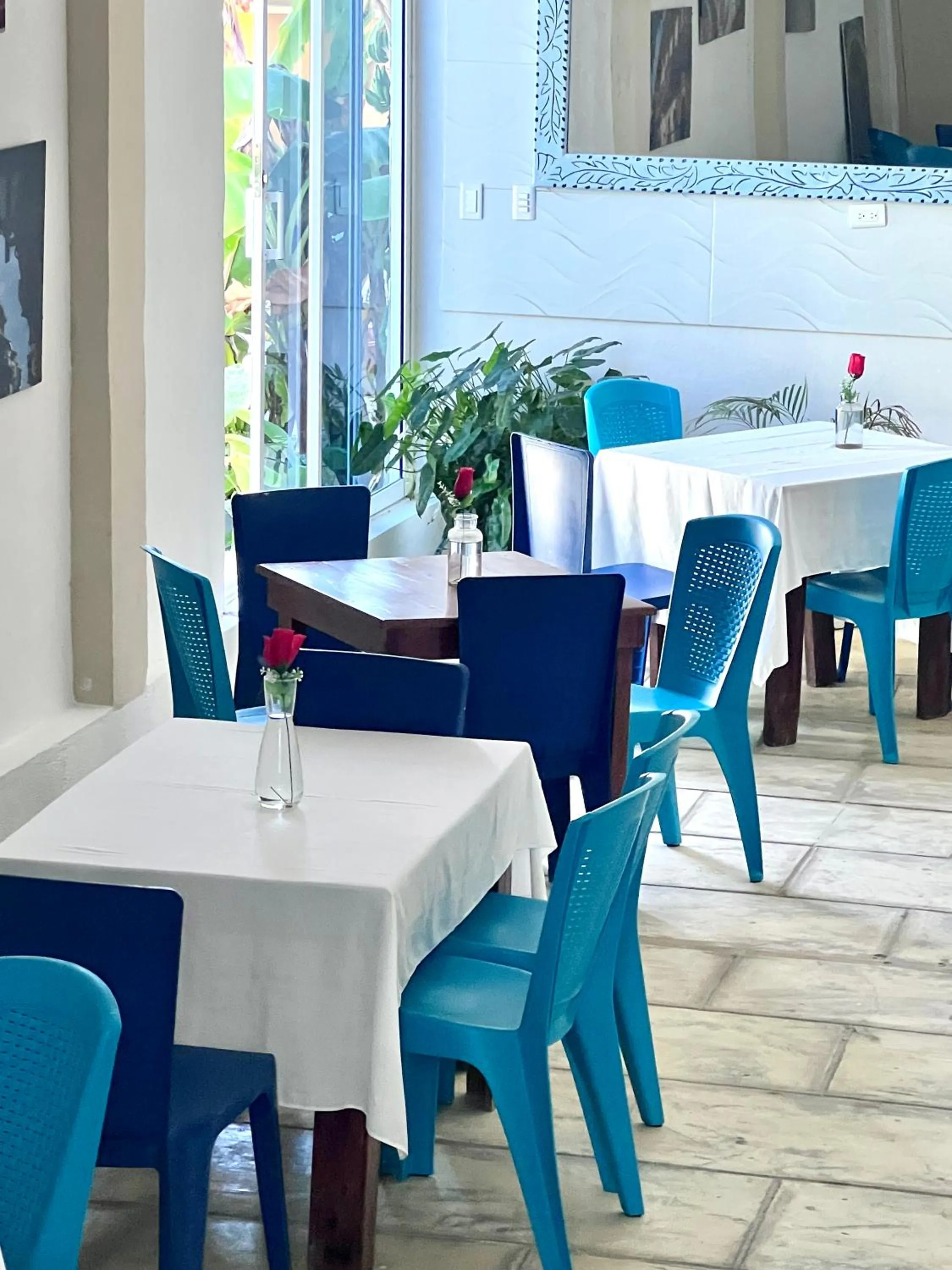 Restaurant/places to eat in Open Sea Hotel Cartagena - Frente al mar