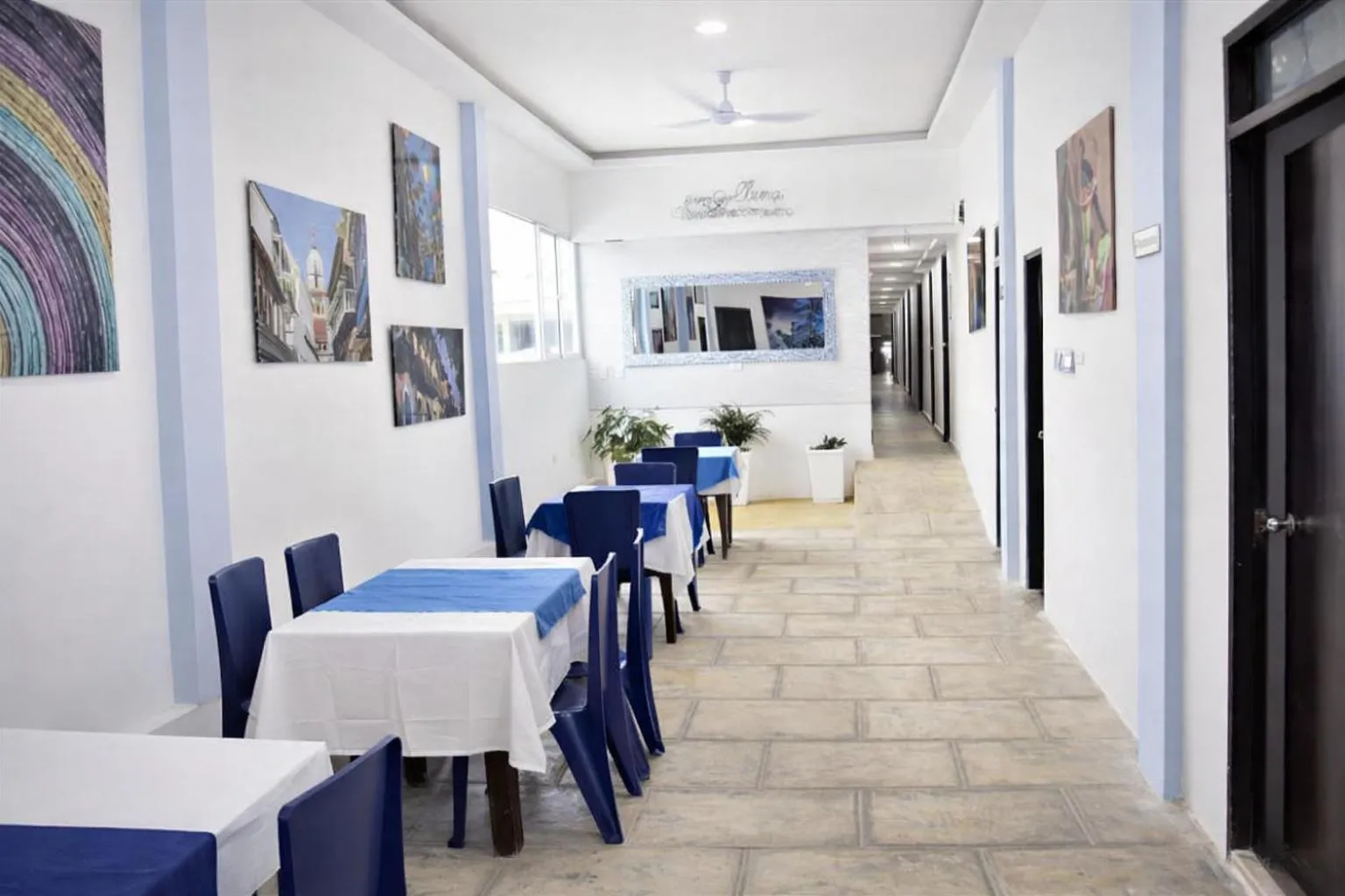 Restaurant/places to eat in Open Sea Hotel Cartagena - Frente al mar