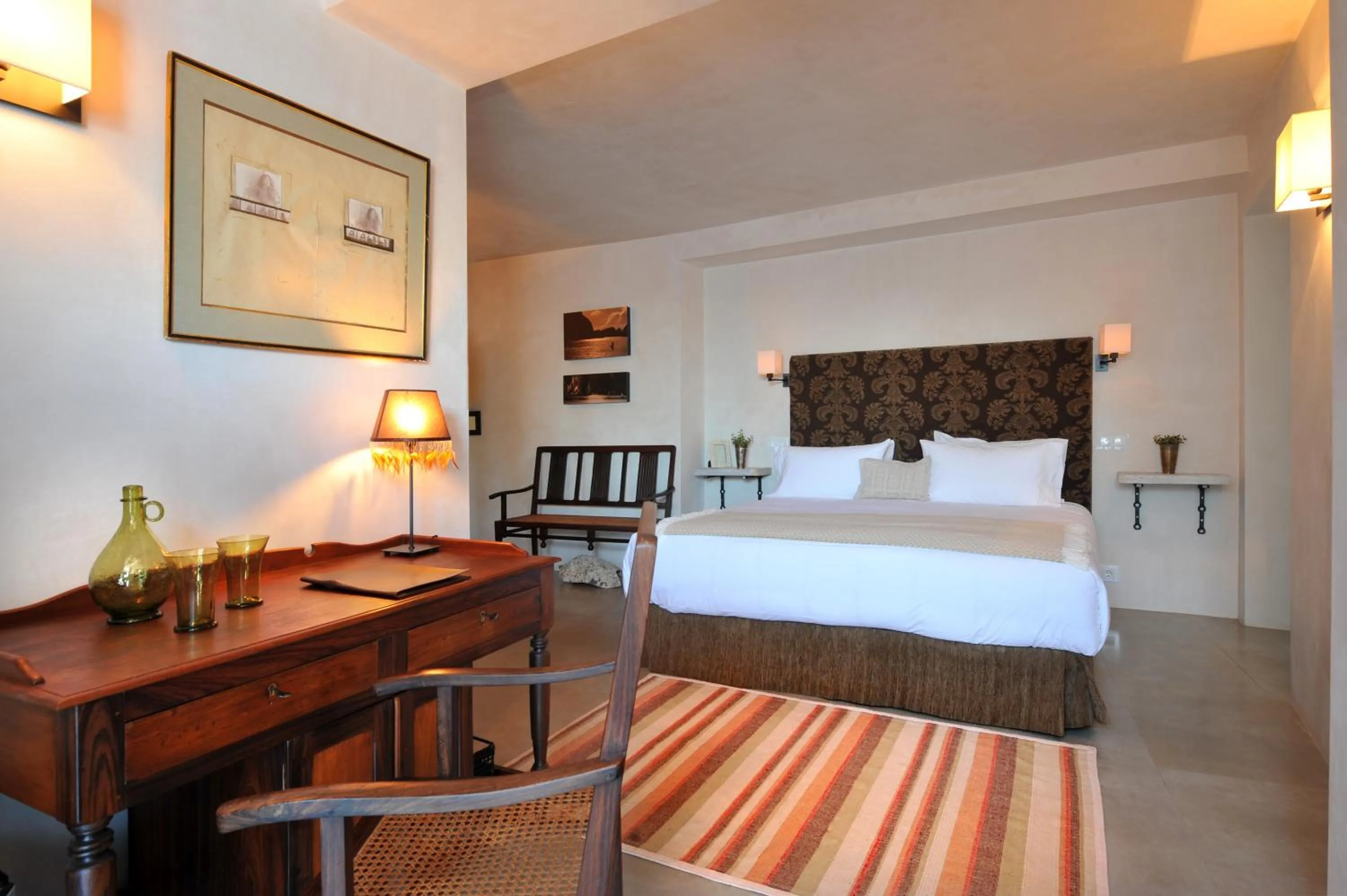 Bed in Hotel Boutique V - by Grupo Tribu