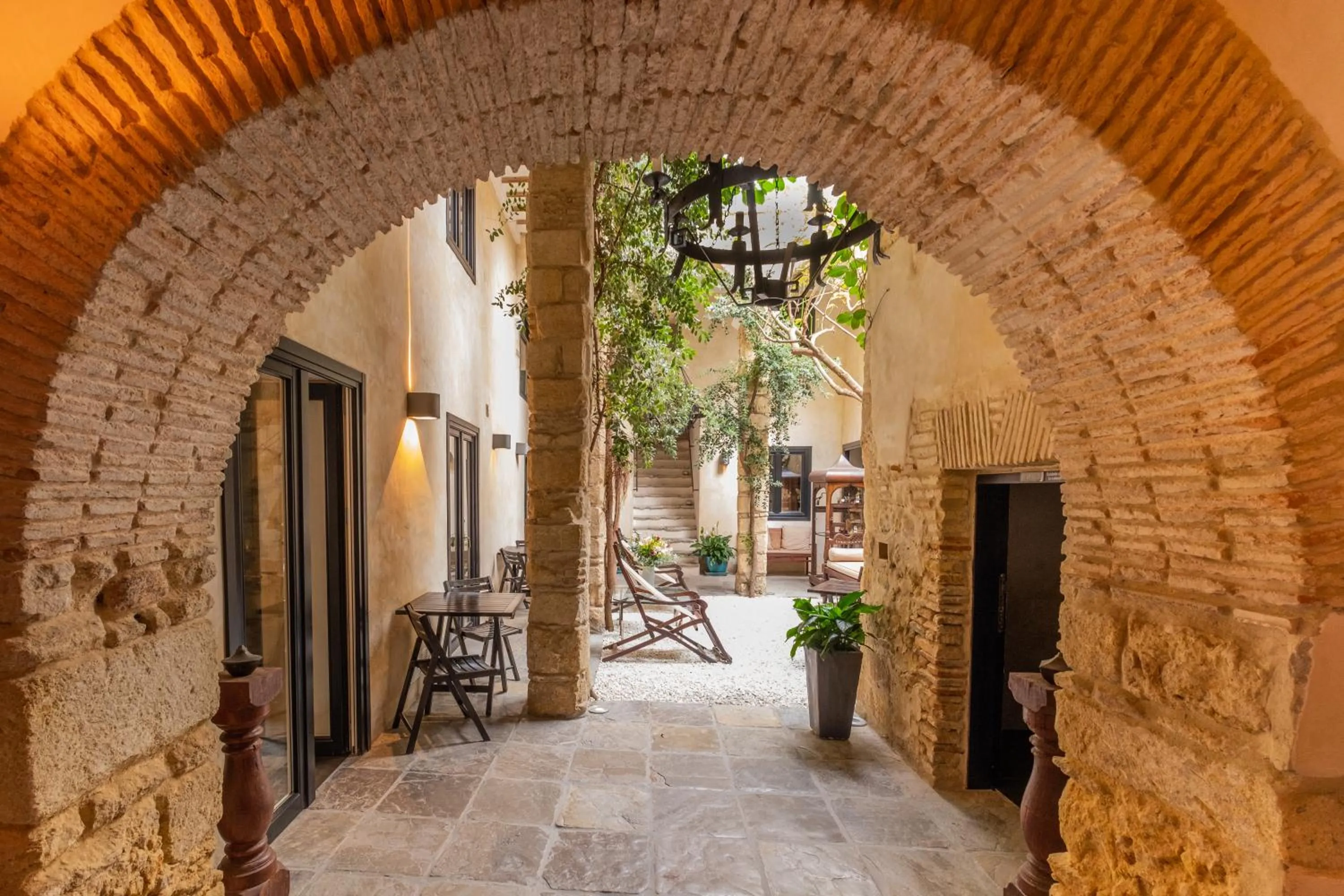 Patio in Hotel Boutique V - by Grupo Tribu