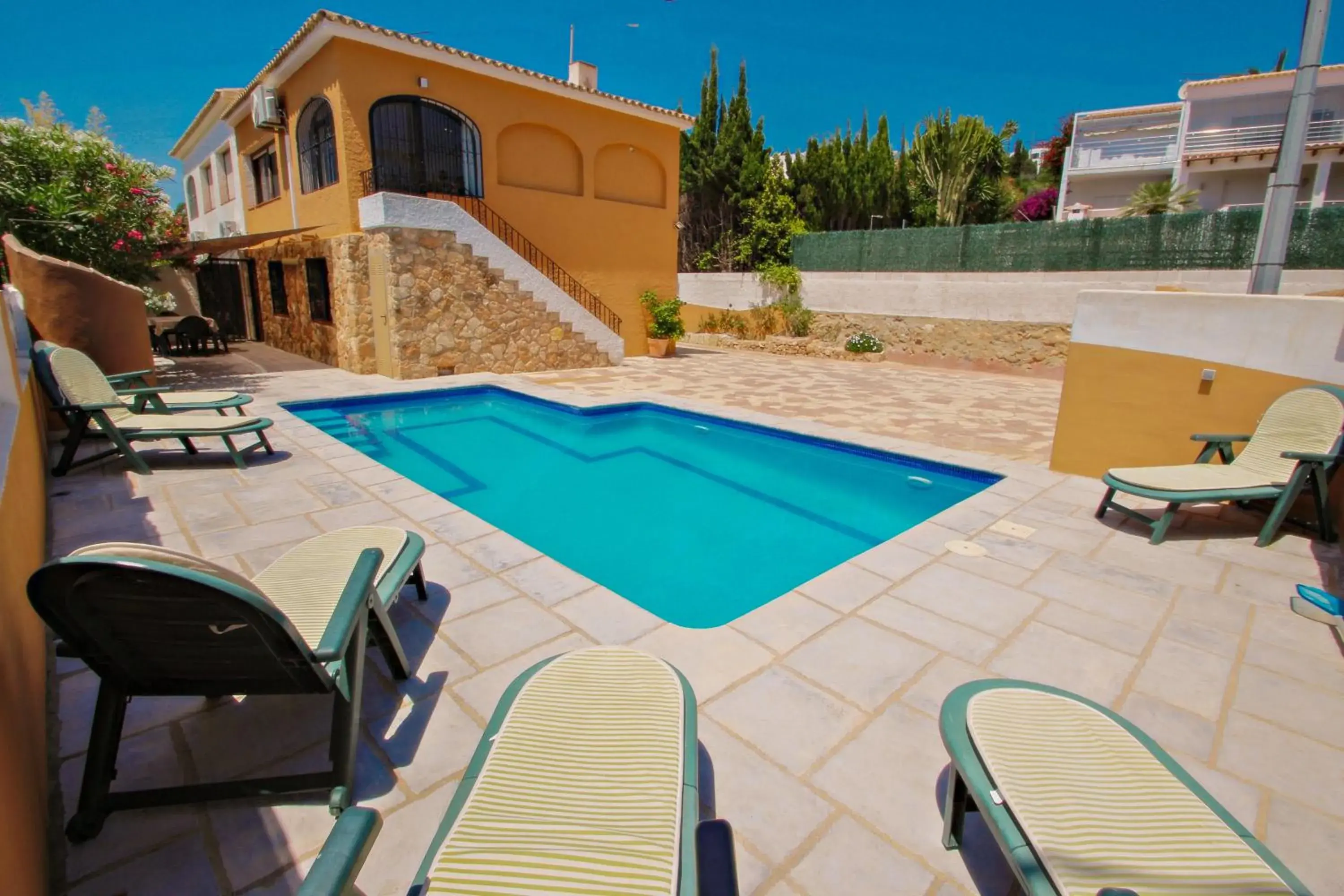Basetes - holiday home with private swimming pool in Calpe Basetes - holiday home with private swimming pool in Calpe