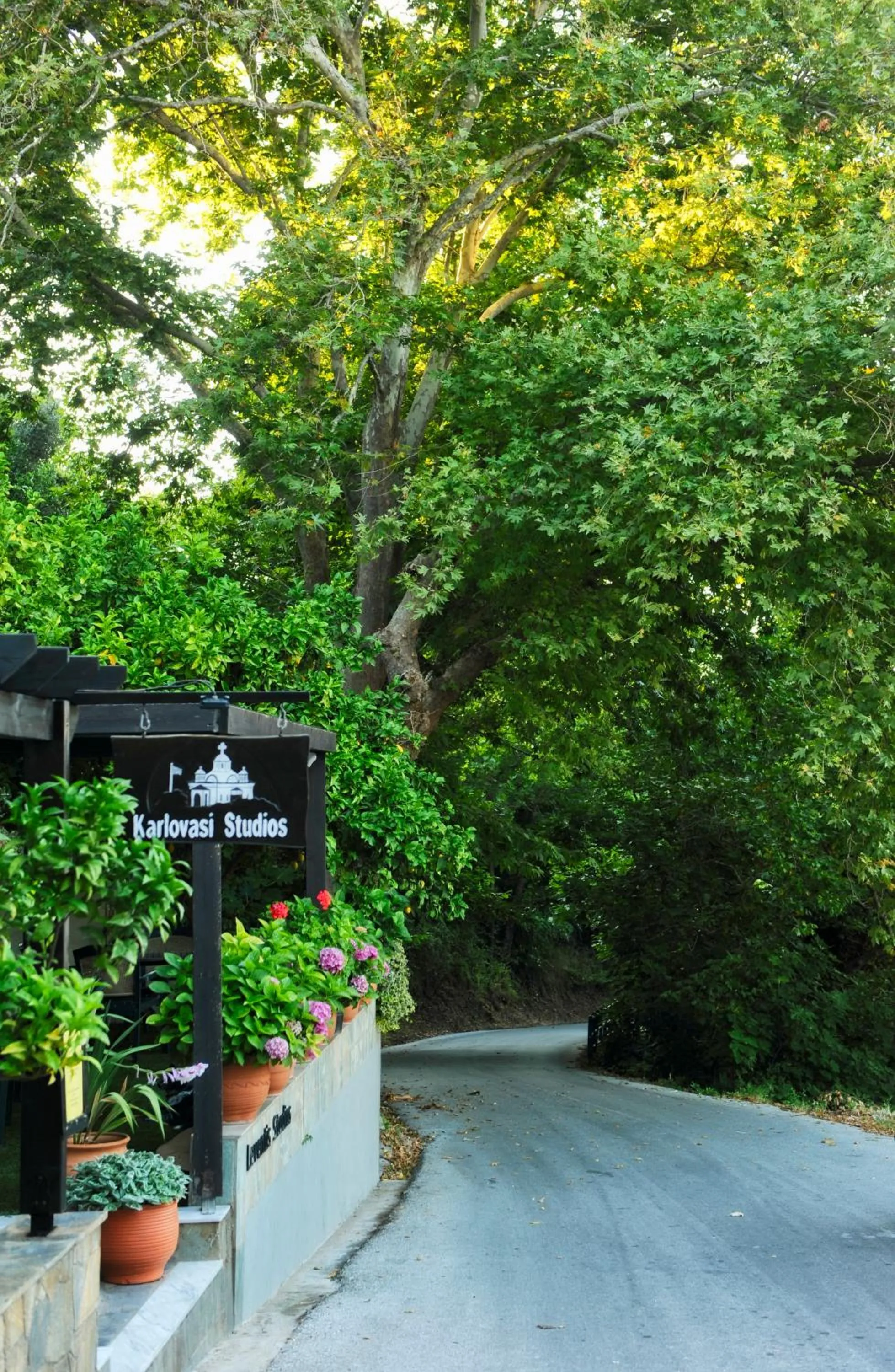 Karlovasi Studios