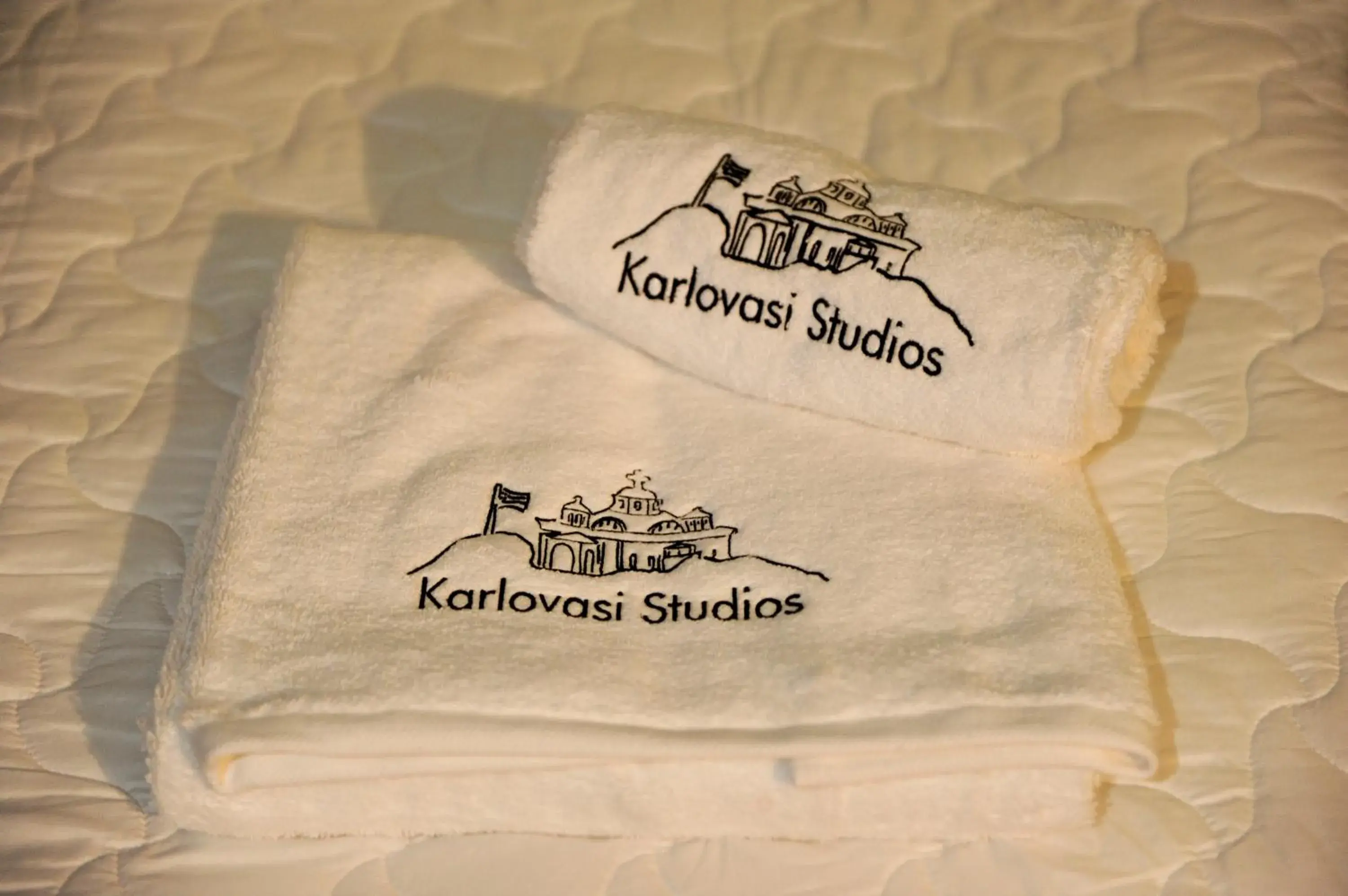 King Suite with Balcony in Karlovasi Studios King Suite with Balcony in Karlovasi Studios