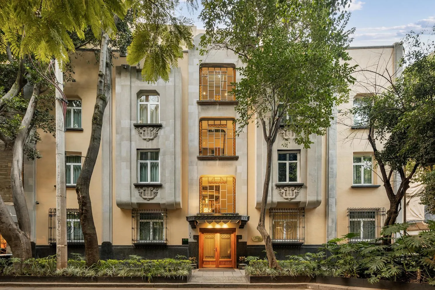 Property building in Casa Malí by Dominion Boutique Hotel