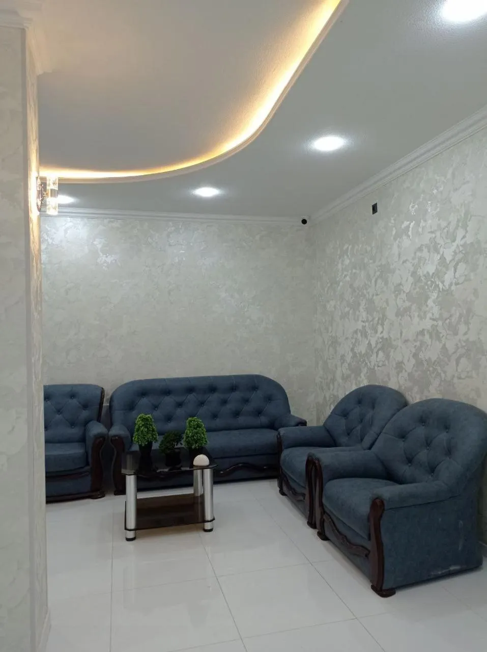 Living room in Hafiz Plaza Hotel