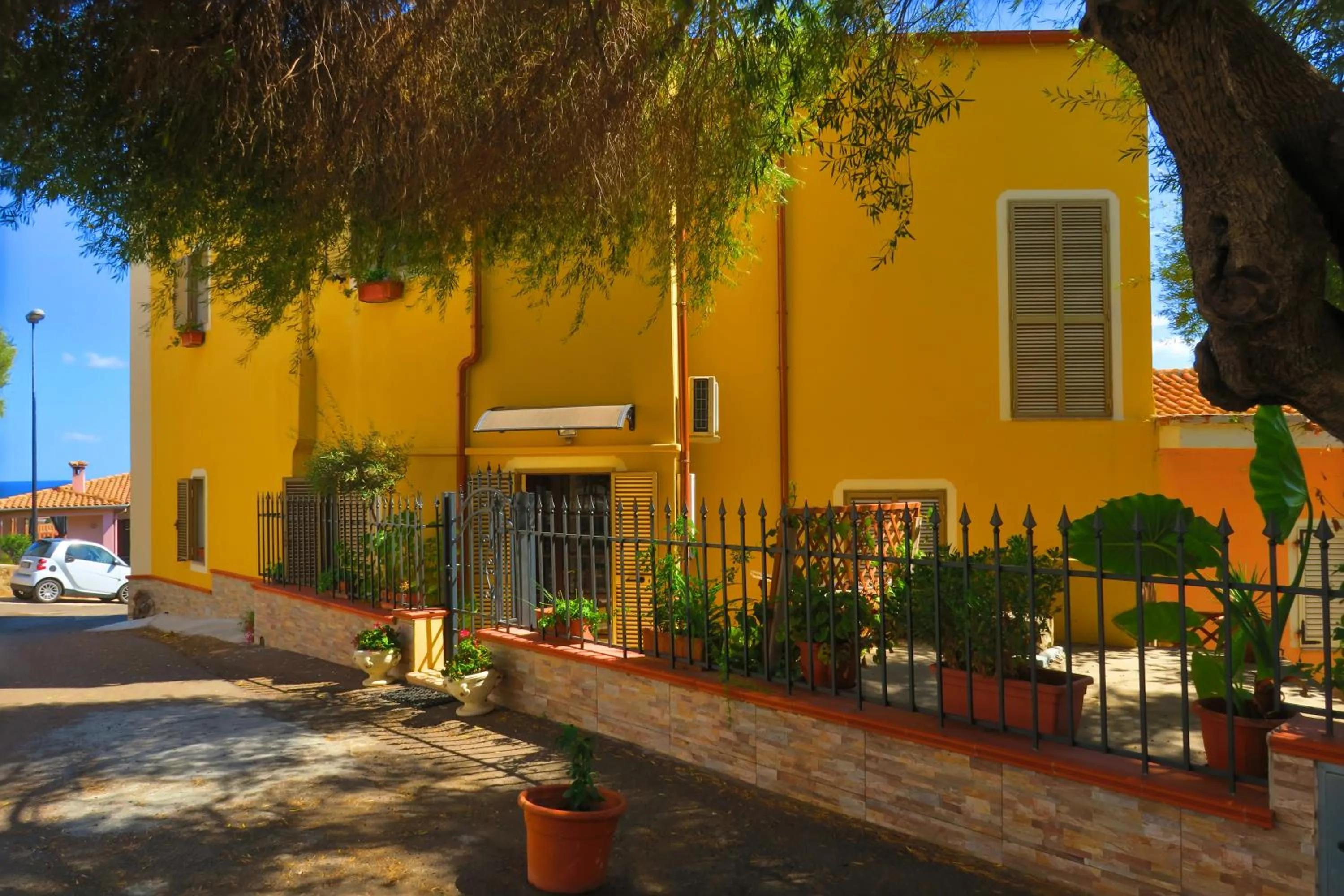 Facade/entrance in B&B Baia Turchese