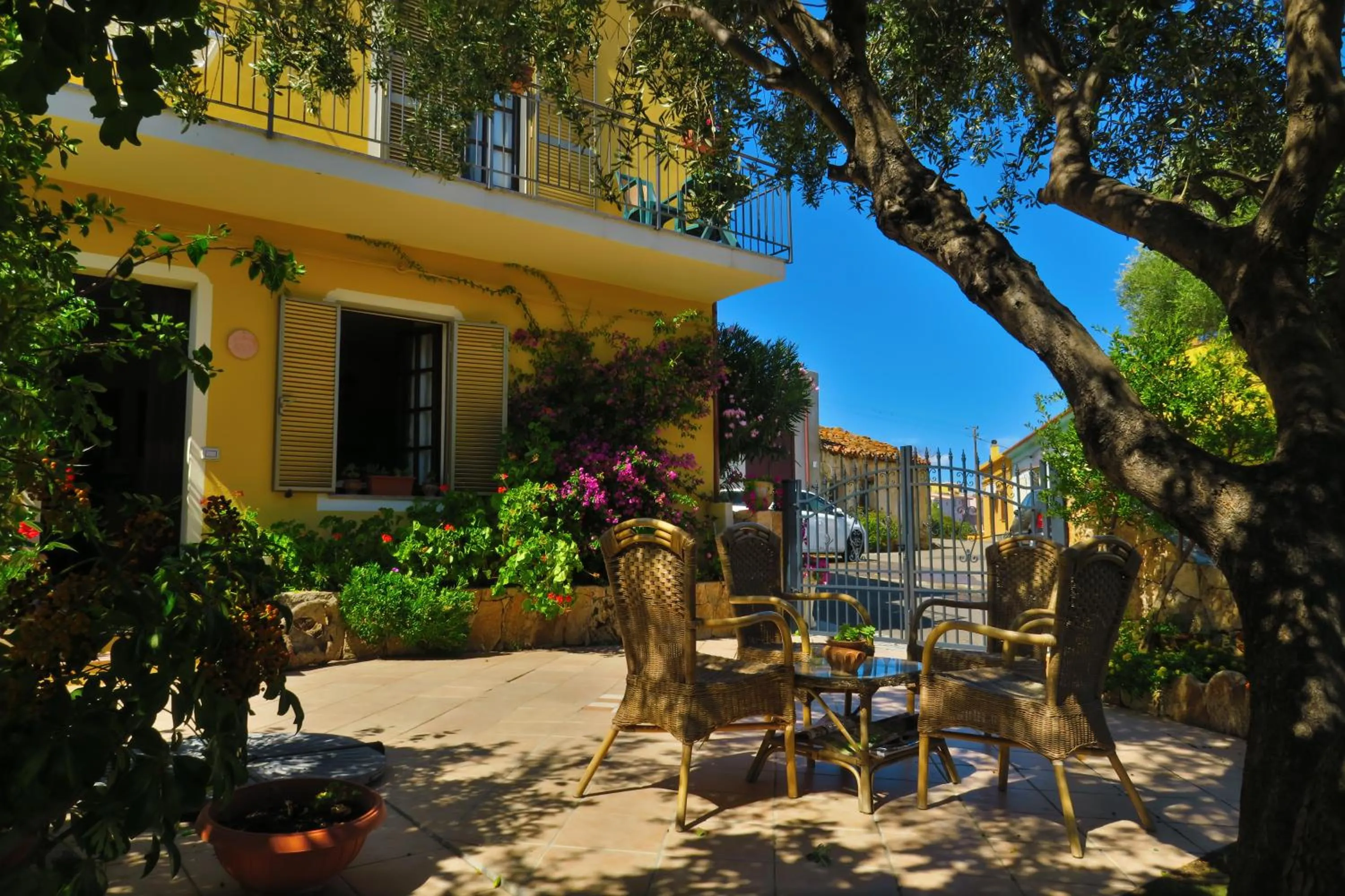 Facade/entrance in B&B Baia Turchese
