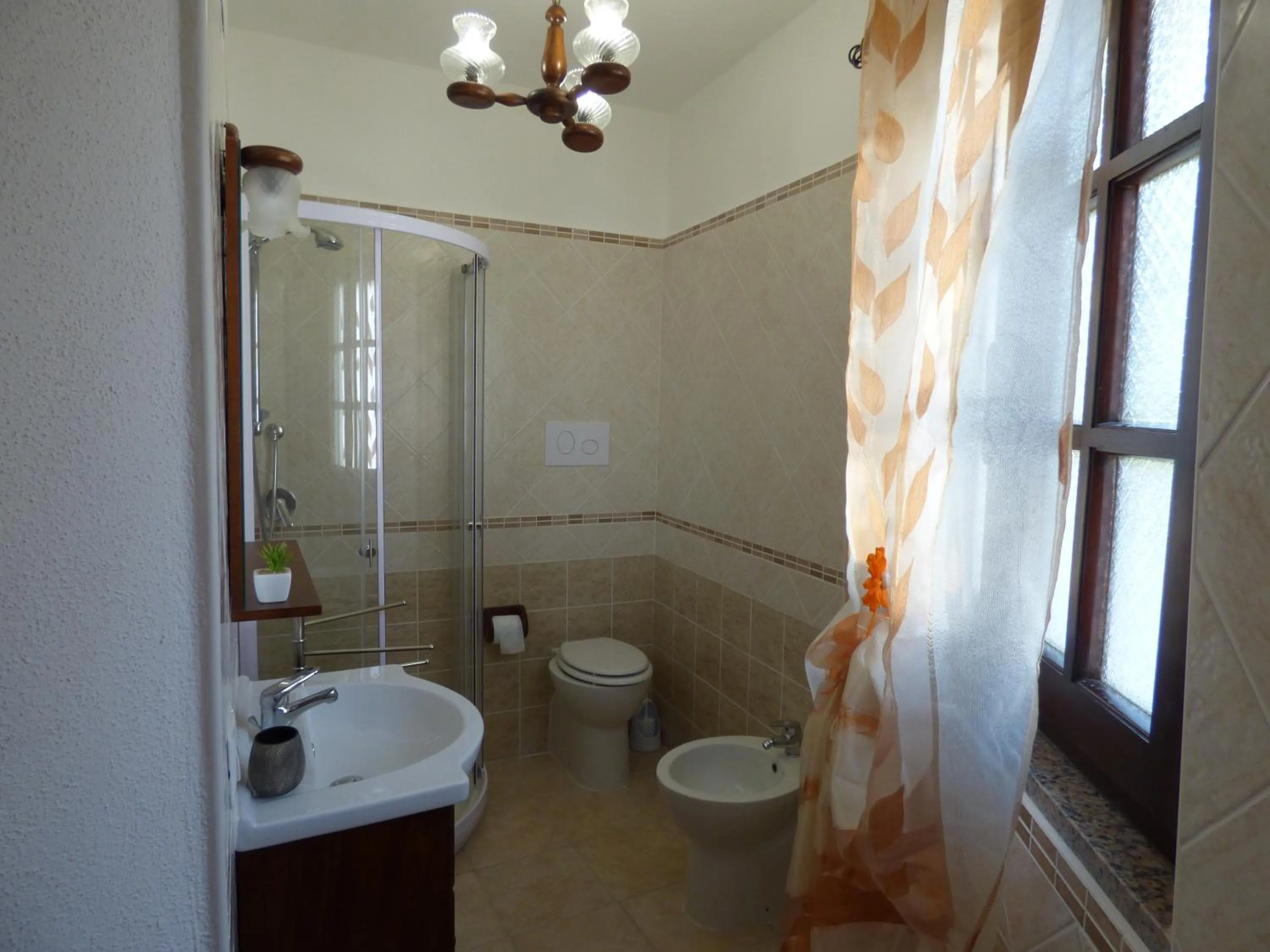 Shower in B&B Baia Turchese