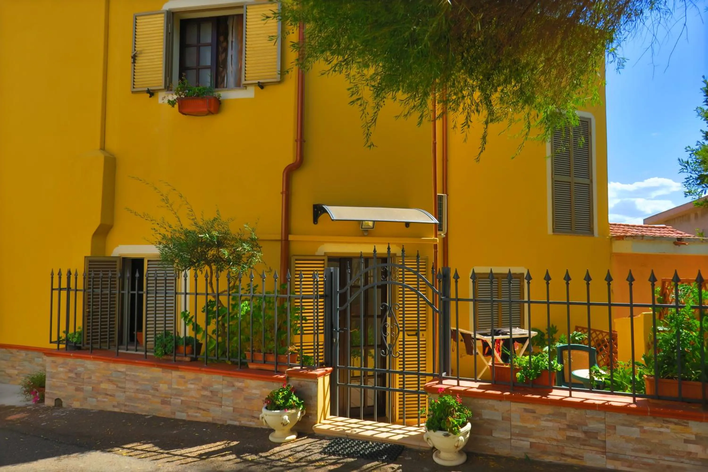 Facade/entrance in B&B Baia Turchese