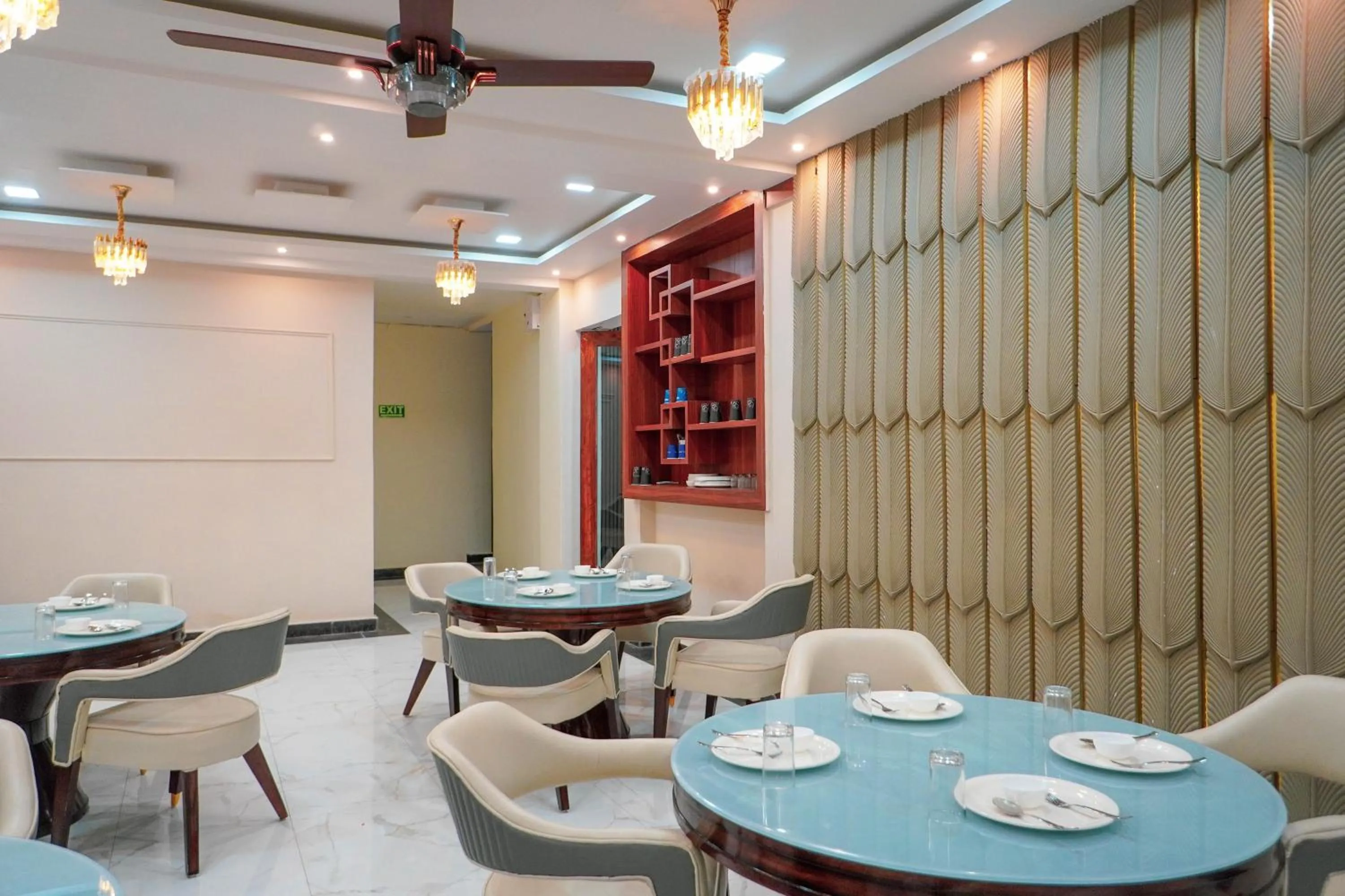 Hotel Relax Suites FNG Expresway 63 Noida