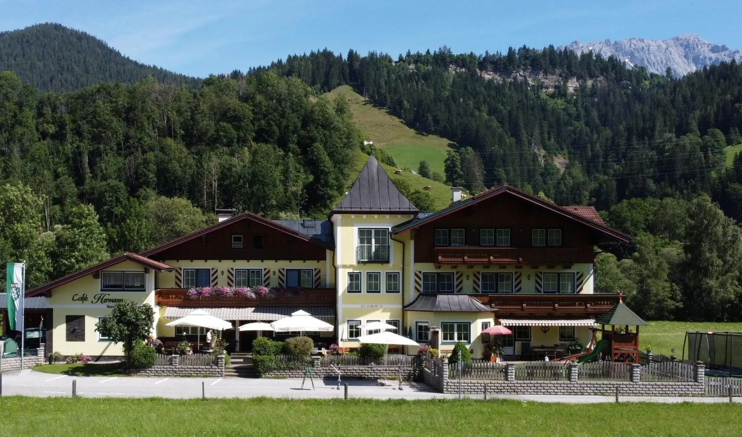 Hotel Cafe' Hermann